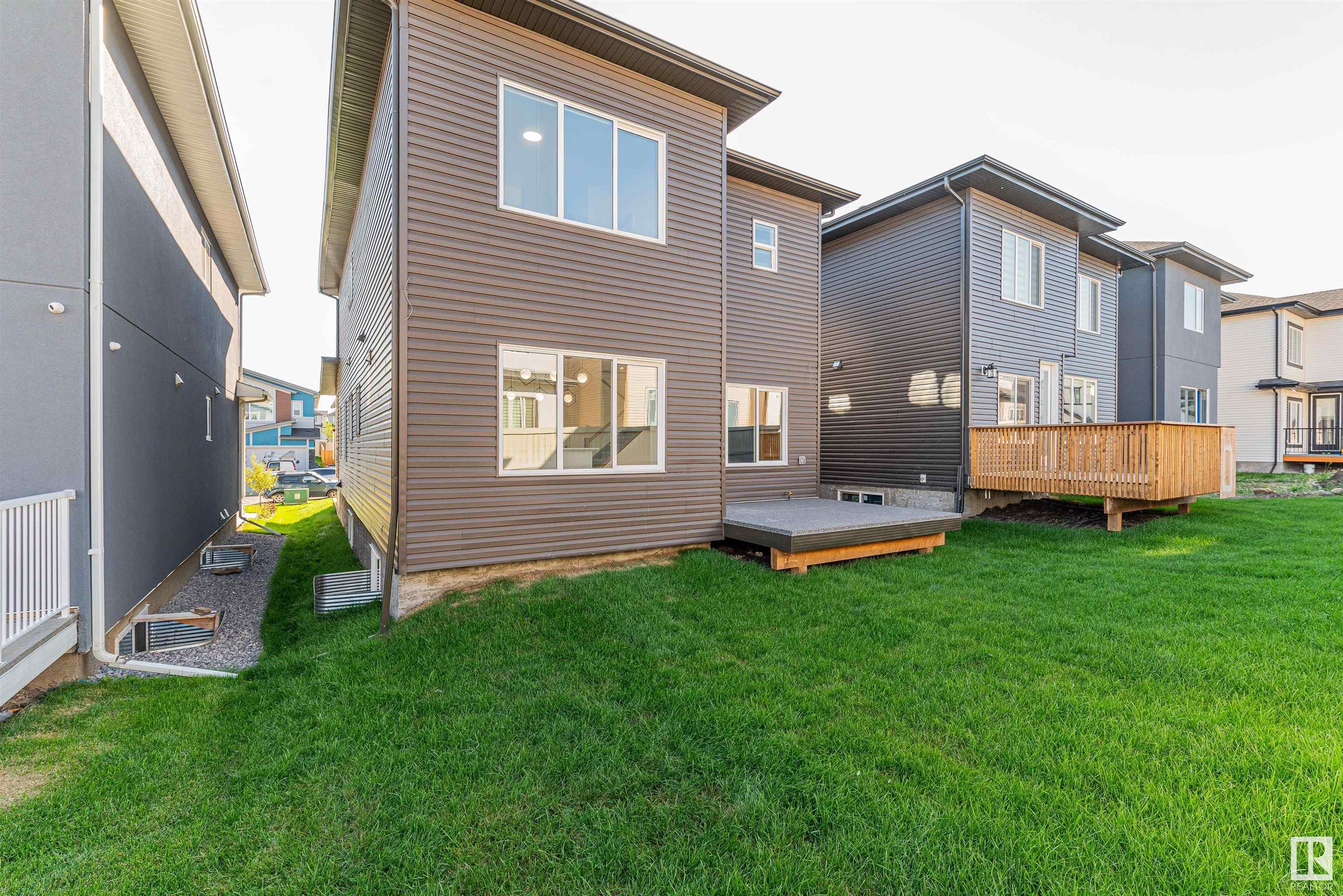      1728 18 ST NW , Edmonton,  ,T6T 1J1 ;  Listing Number: MLS E4417258