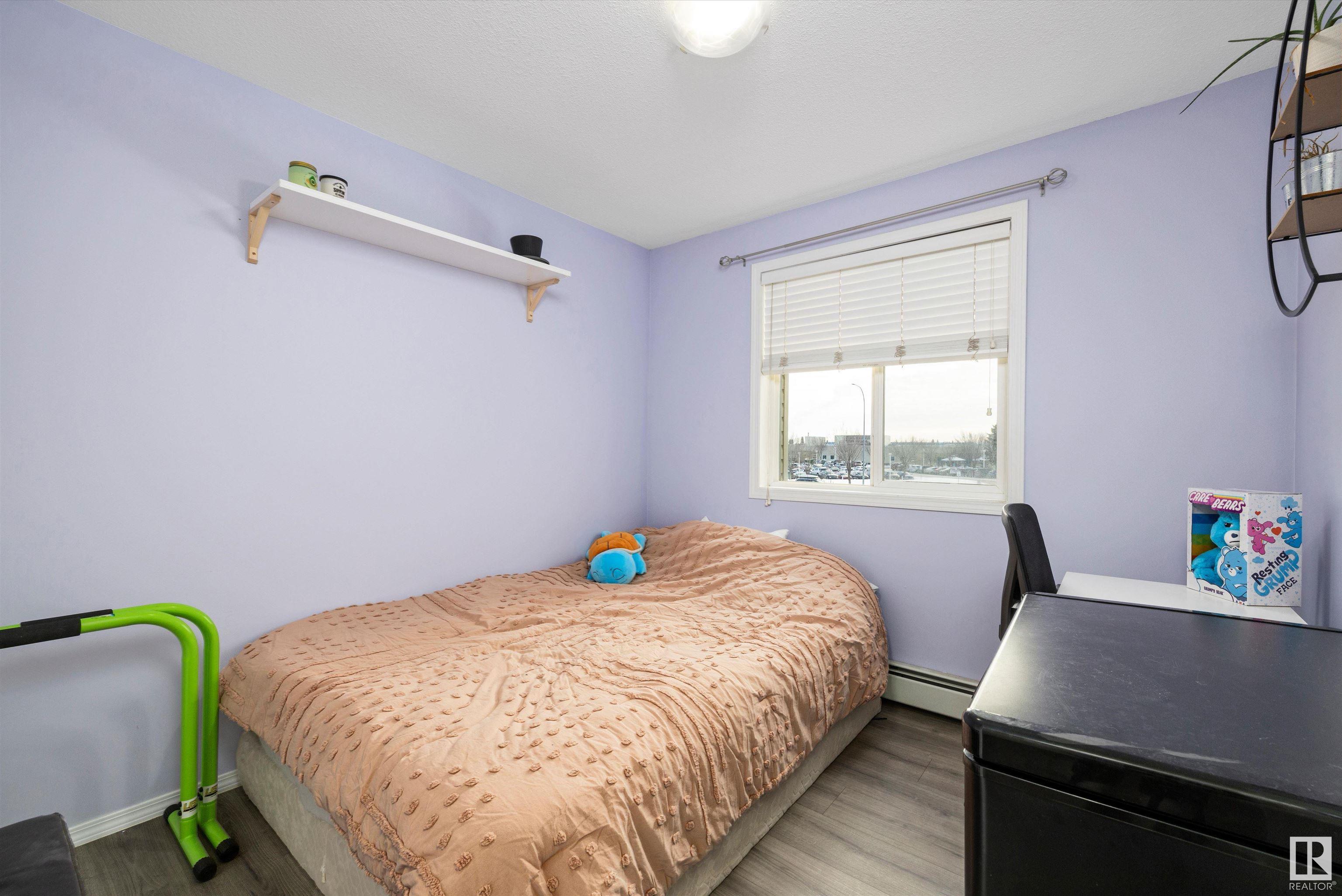      #210 4310 33 ST , Stony Plain,  ,T7Z 0A8 ;  Listing Number: MLS E4417261