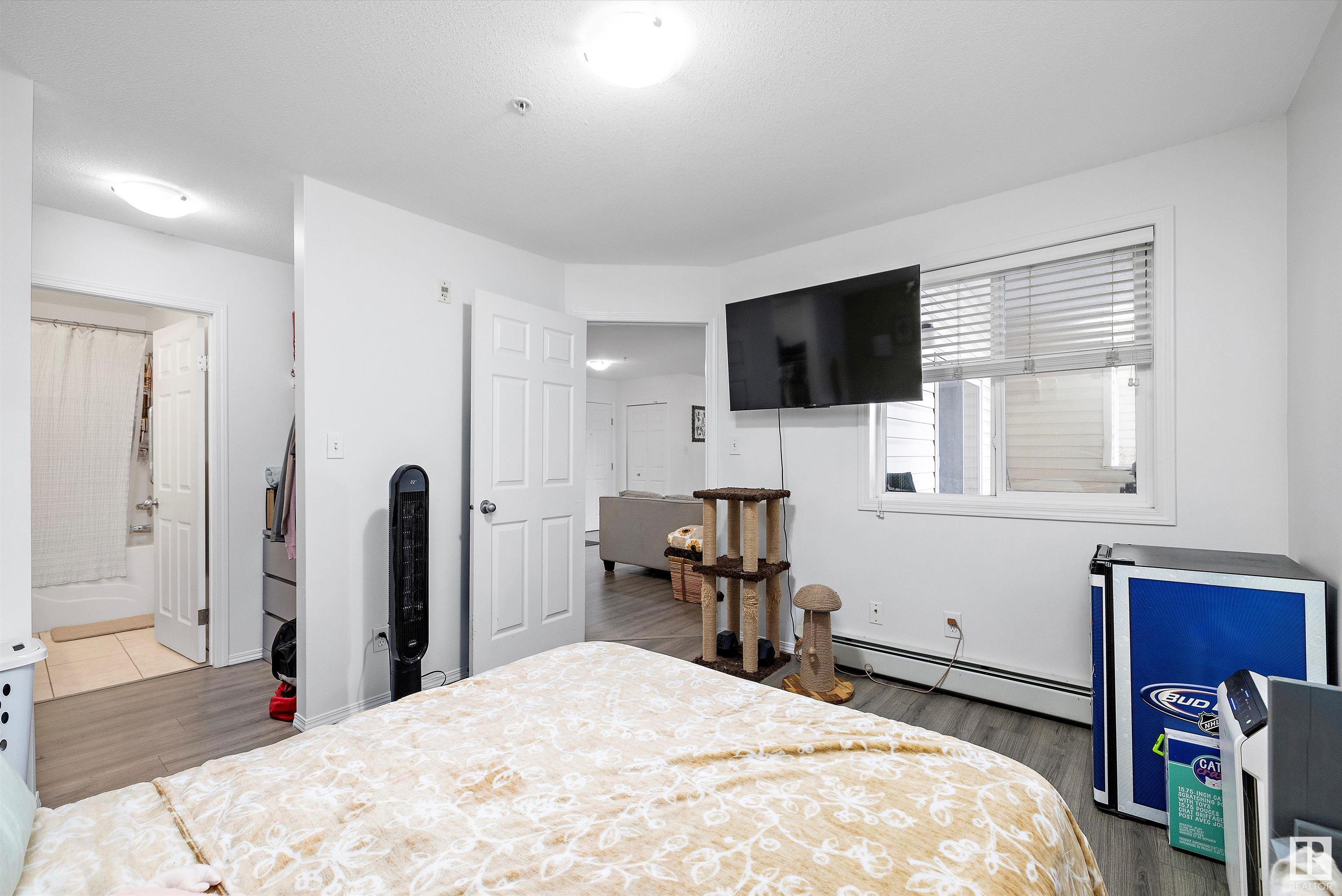      #210 4310 33 ST , Stony Plain,  ,T7Z 0A8 ;  Listing Number: MLS E4417261