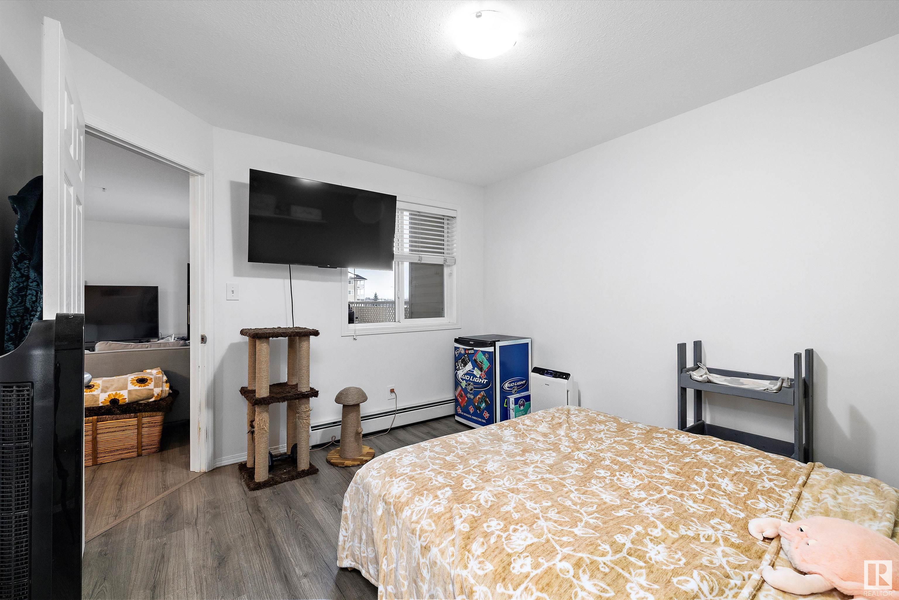      #210 4310 33 ST , Stony Plain,  ,T7Z 0A8 ;  Listing Number: MLS E4417261