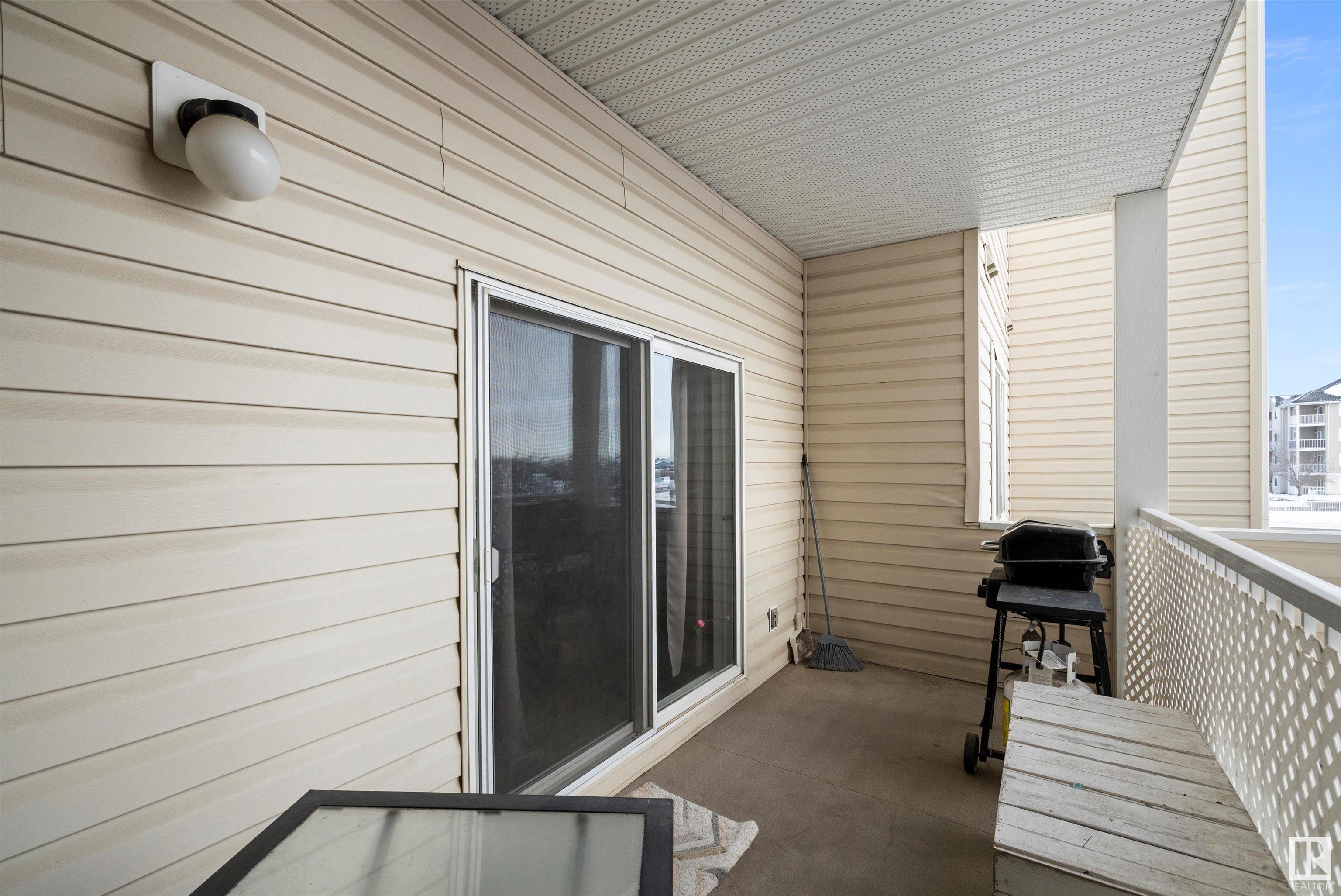      #210 4310 33 ST , Stony Plain,  ,T7Z 0A8 ;  Listing Number: MLS E4417261