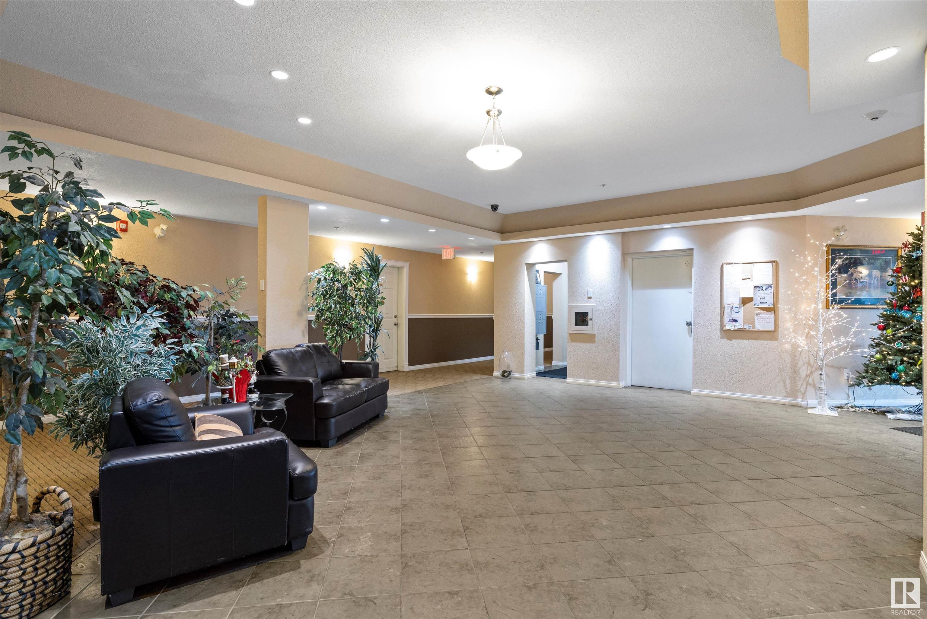      #210 4310 33 ST , Stony Plain,  ,T7Z 0A8 ;  Listing Number: MLS E4417261
