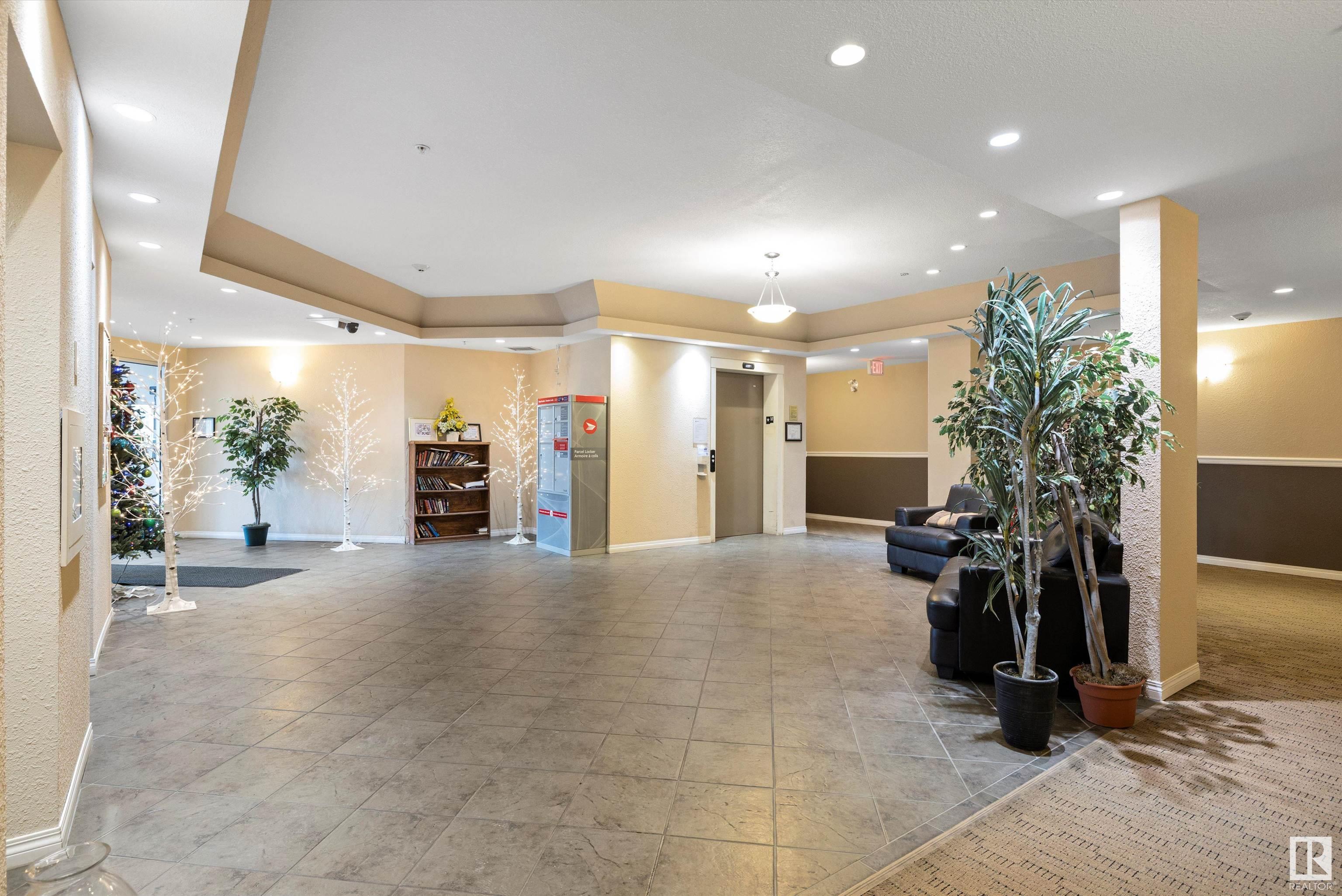      #210 4310 33 ST , Stony Plain,  ,T7Z 0A8 ;  Listing Number: MLS E4417261