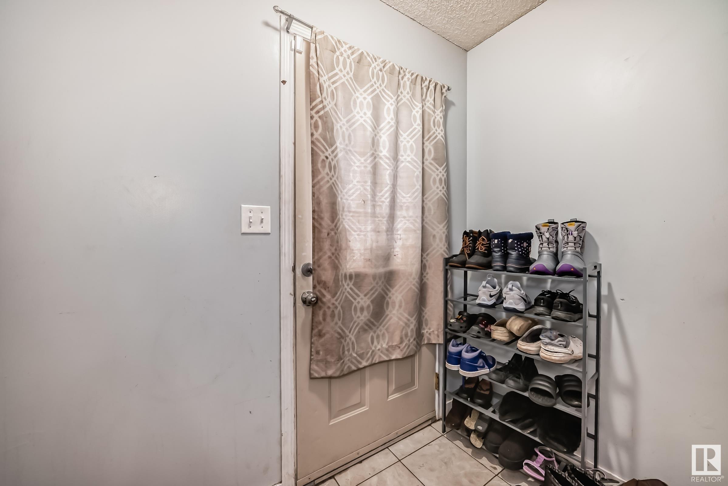      13852 37 ST NW , Edmonton,  ,T5Y 3G4 ;  Listing Number: MLS E4417269