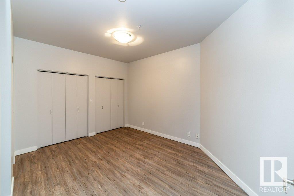      #208 10009 102 AV NW , Edmonton,  ,T5J 5B6 ;  Listing Number: MLS E4417271