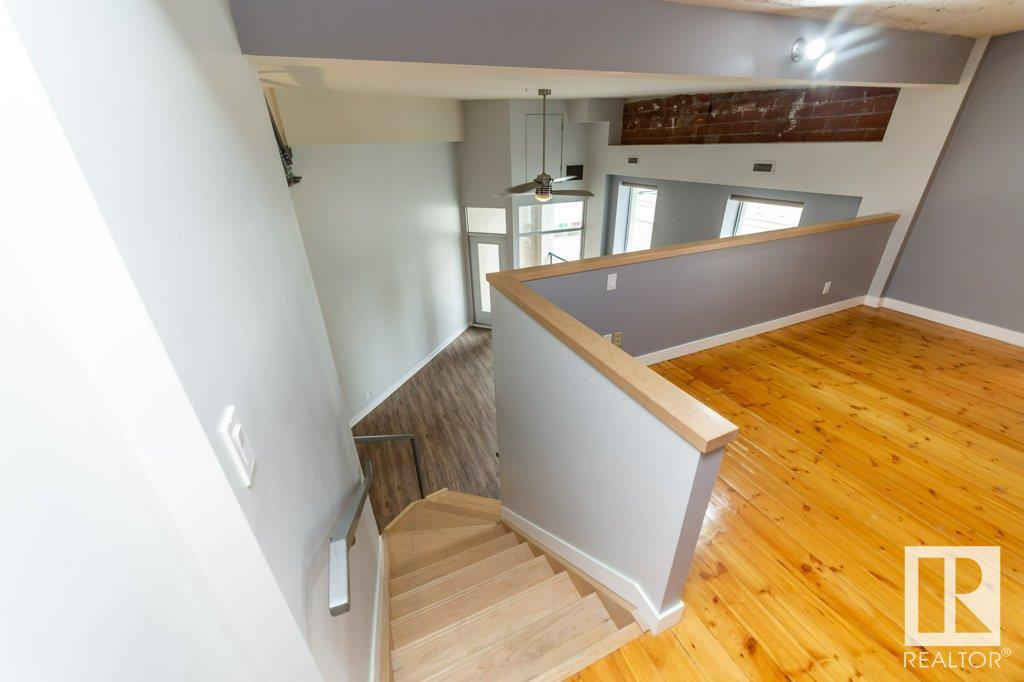      #208 10009 102 AV NW , Edmonton,  ,T5J 5B6 ;  Listing Number: MLS E4417271