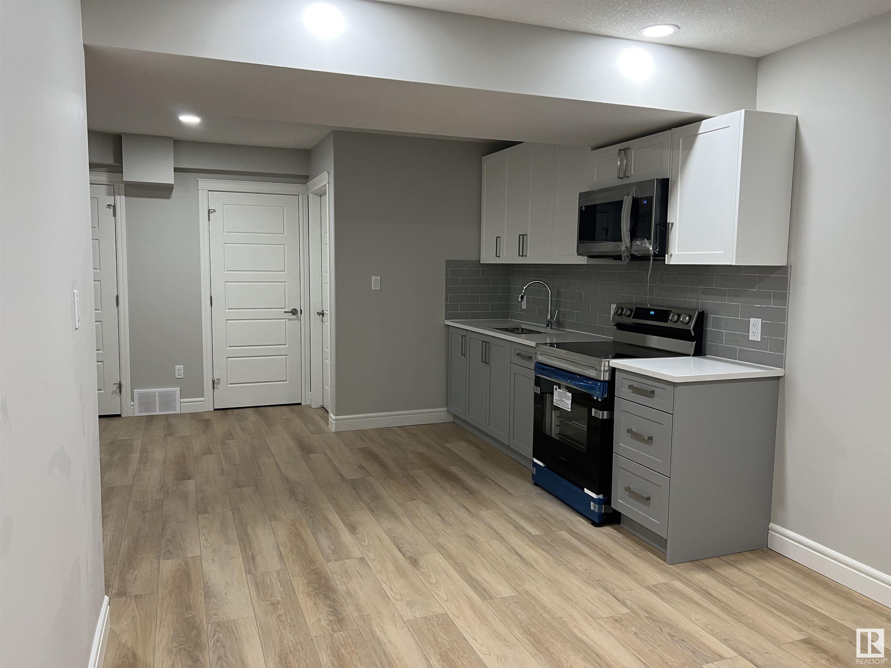      #BSMT 16213 31 AV SW , Edmonton,  ,T6W 4X2 ;  Listing Number: MLS E4417279