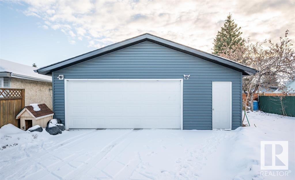      #UPPER 9907 170 AV NW , Edmonton,  ,T5X 3G3 ;  Listing Number: MLS E4417281