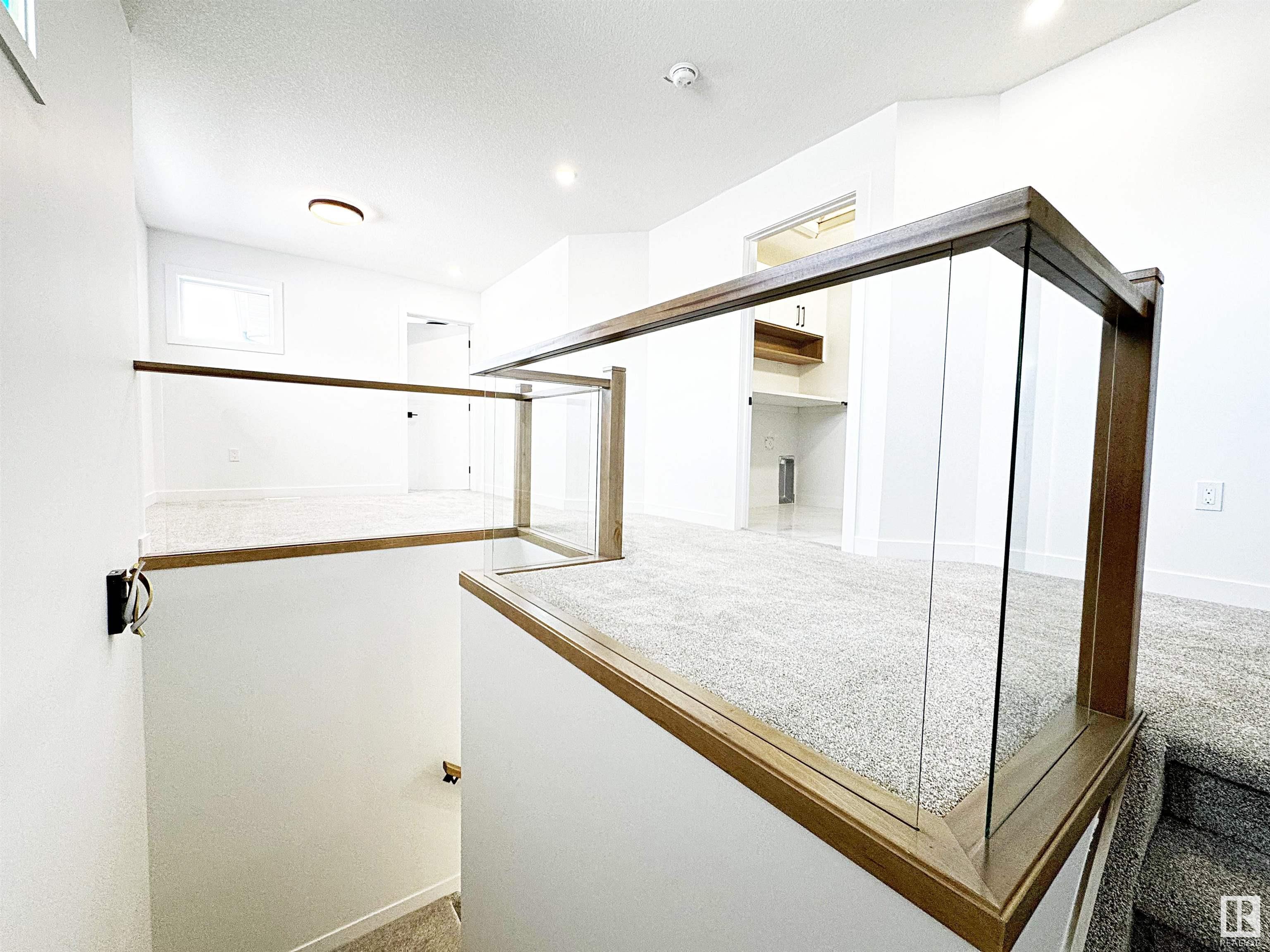      1314 35 ST NW , Edmonton,  ,T6L 3E8 ;  Listing Number: MLS E4417295