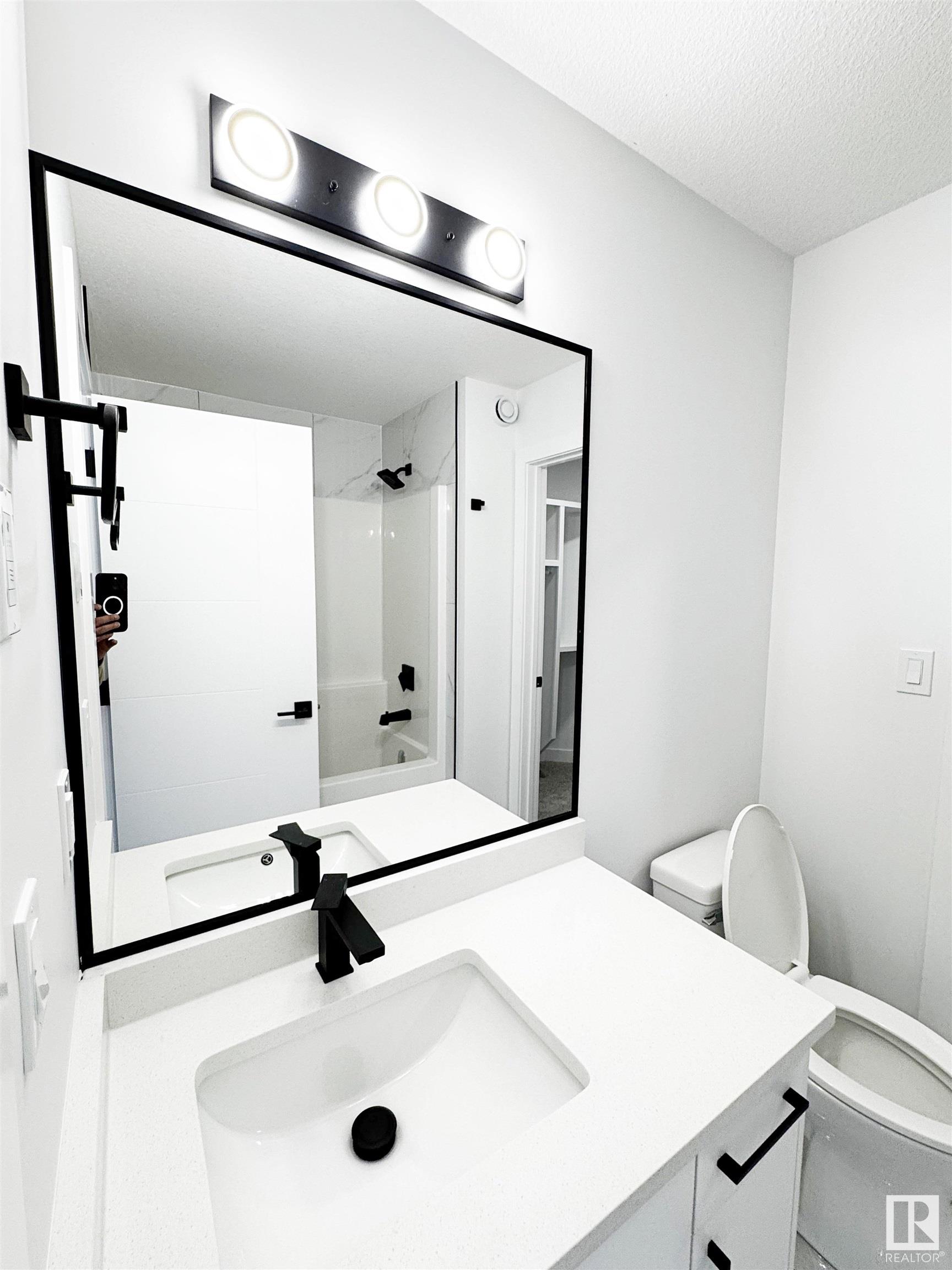     1314 35 ST NW , Edmonton,  ,T6L 3E8 ;  Listing Number: MLS E4417295