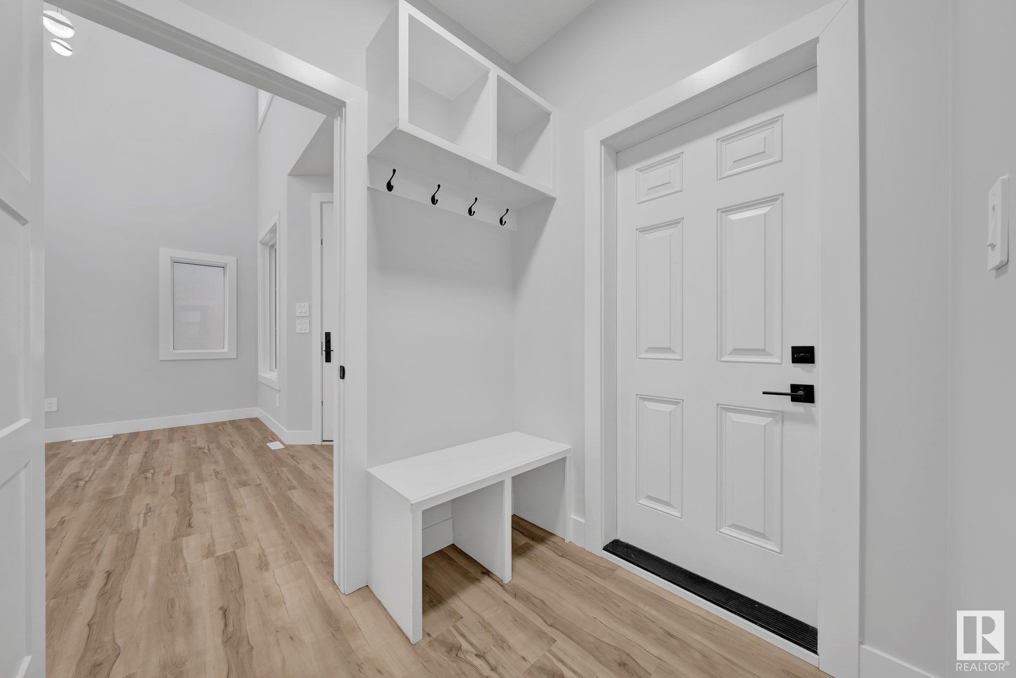      1731 19 ST NW , Edmonton,  ,T6T 2N1 ;  Listing Number: MLS E4417297