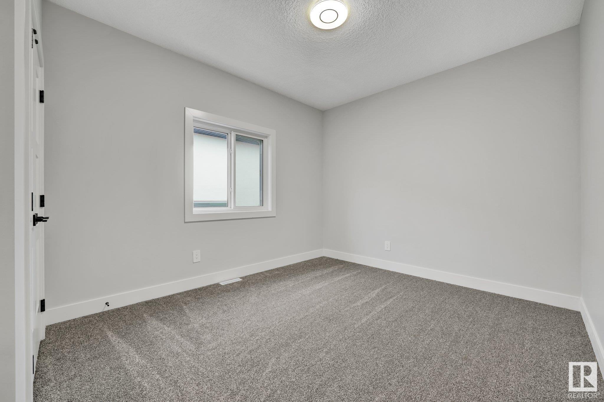      1731 19 ST NW , Edmonton,  ,T6T 2N1 ;  Listing Number: MLS E4417297