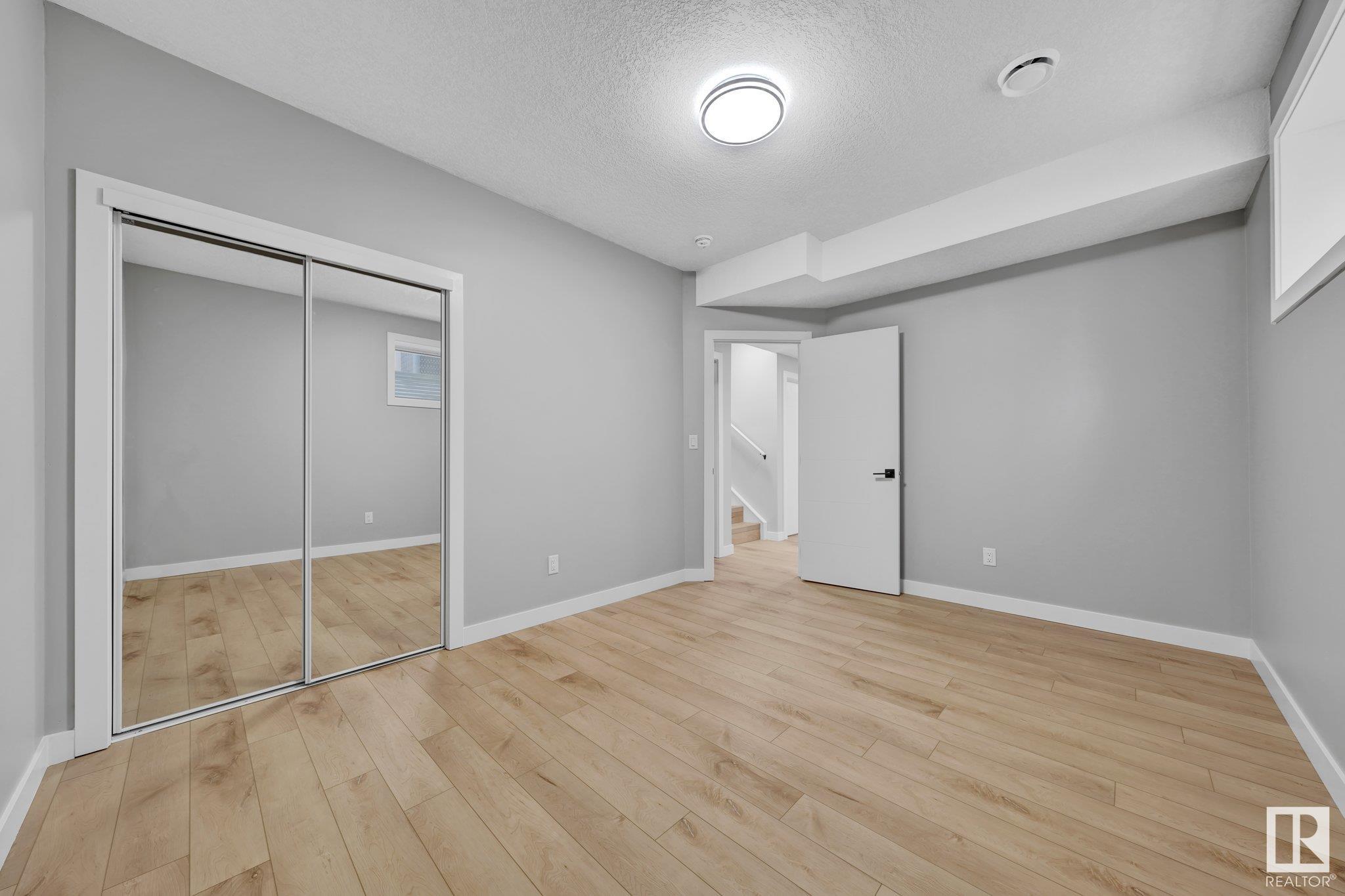      1731 19 ST NW , Edmonton,  ,T6T 2N1 ;  Listing Number: MLS E4417297