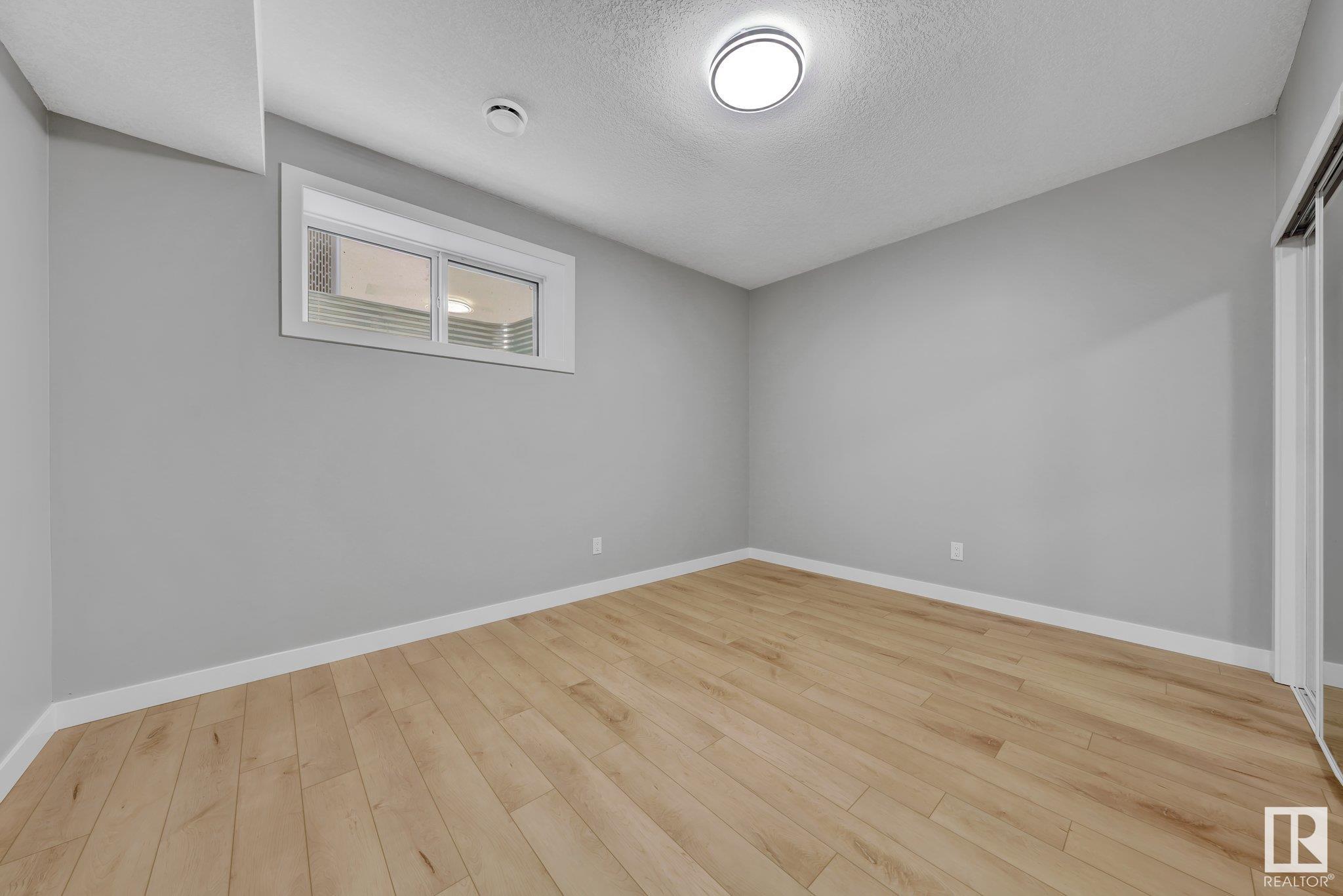      1731 19 ST NW , Edmonton,  ,T6T 2N1 ;  Listing Number: MLS E4417297