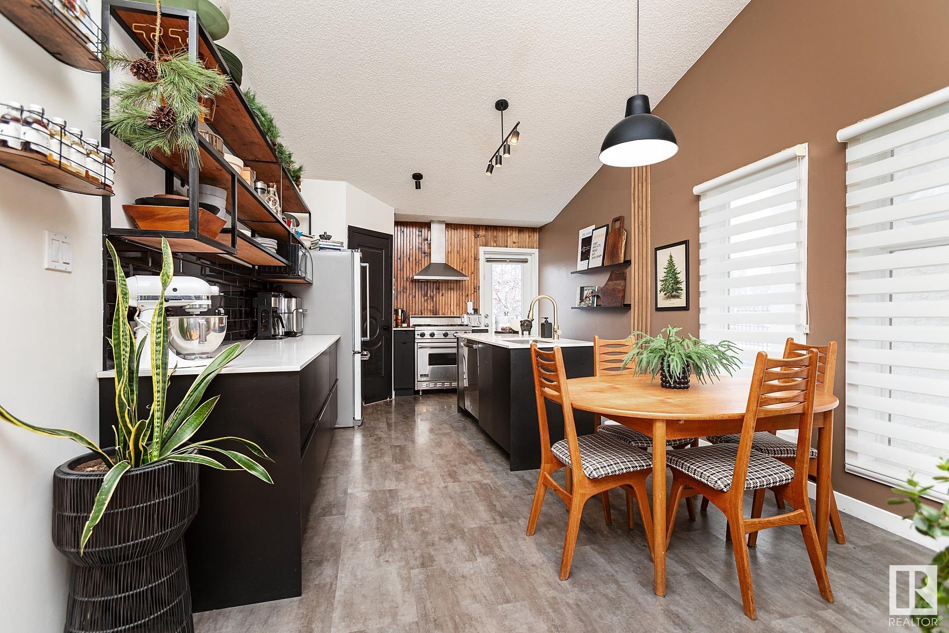      56 FOXHAVEN PL , Sherwood Park,  ,T8A 5Y4 ;  Listing Number: MLS E4417300