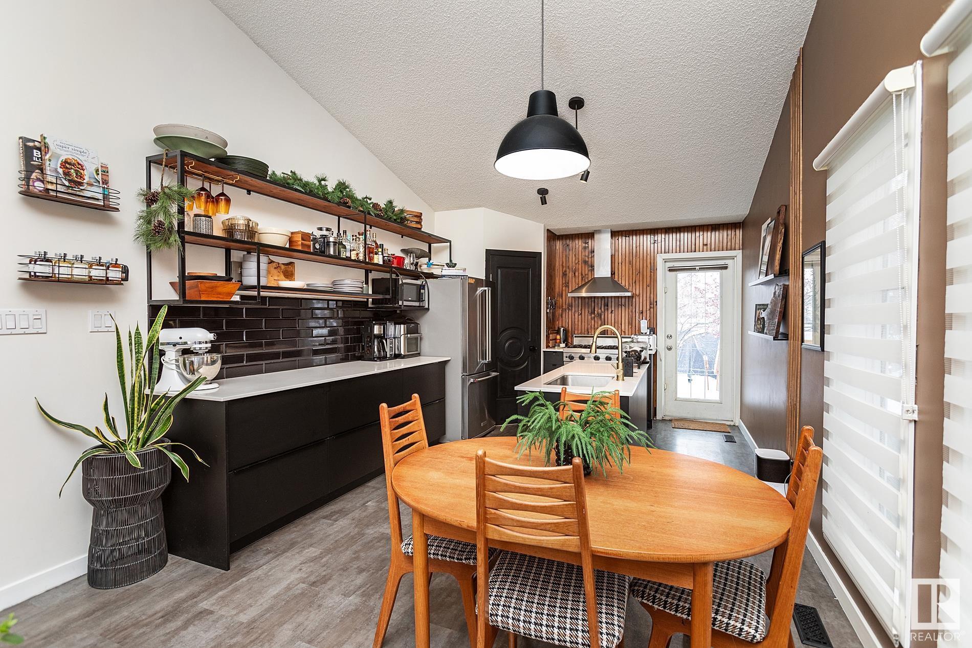      56 FOXHAVEN PL , Sherwood Park,  ,T8A 5Y4 ;  Listing Number: MLS E4417300