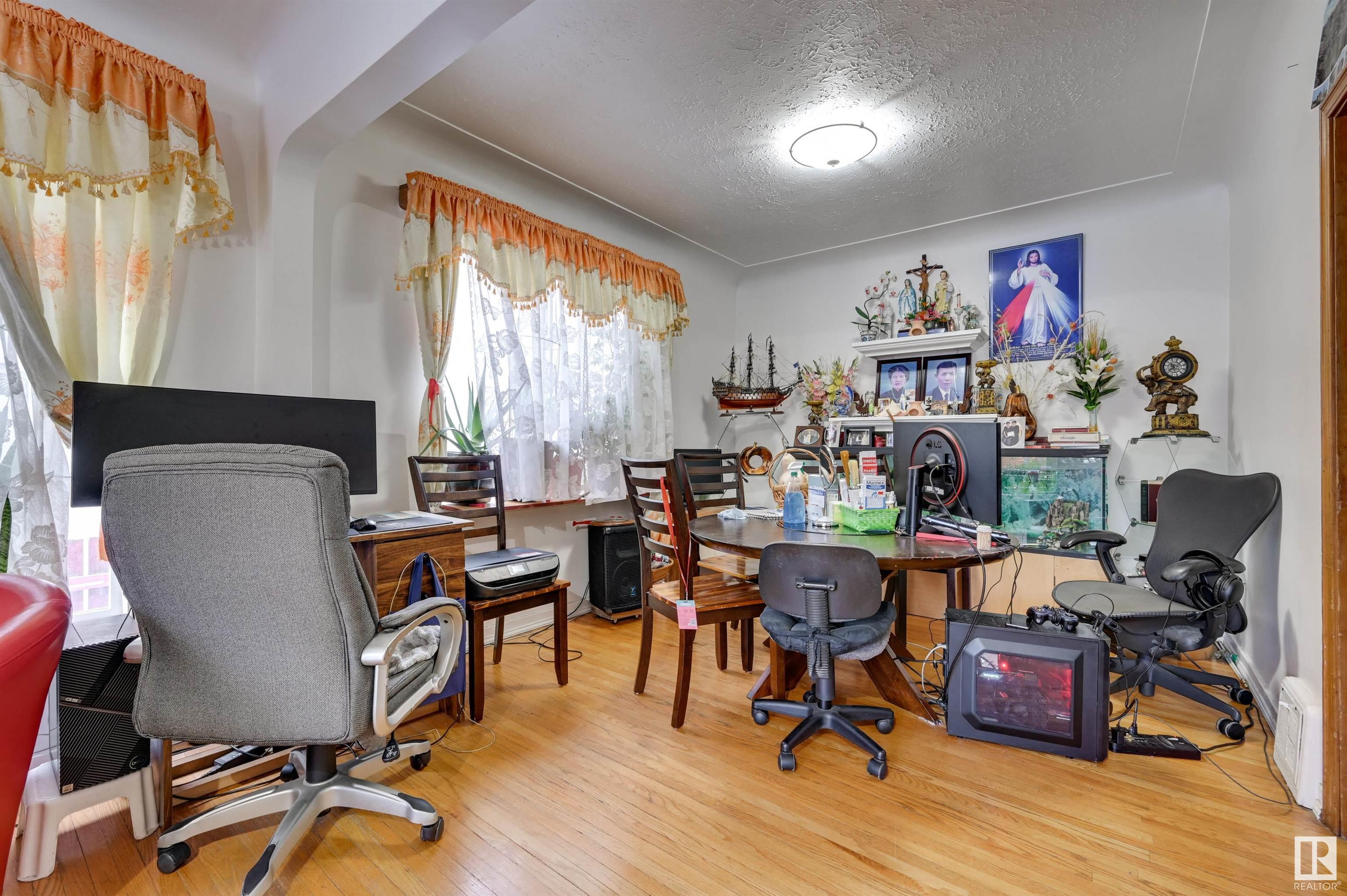      11324 124 ST NW , Edmonton,  ,T5M 0K1 ;  Listing Number: MLS E4417308