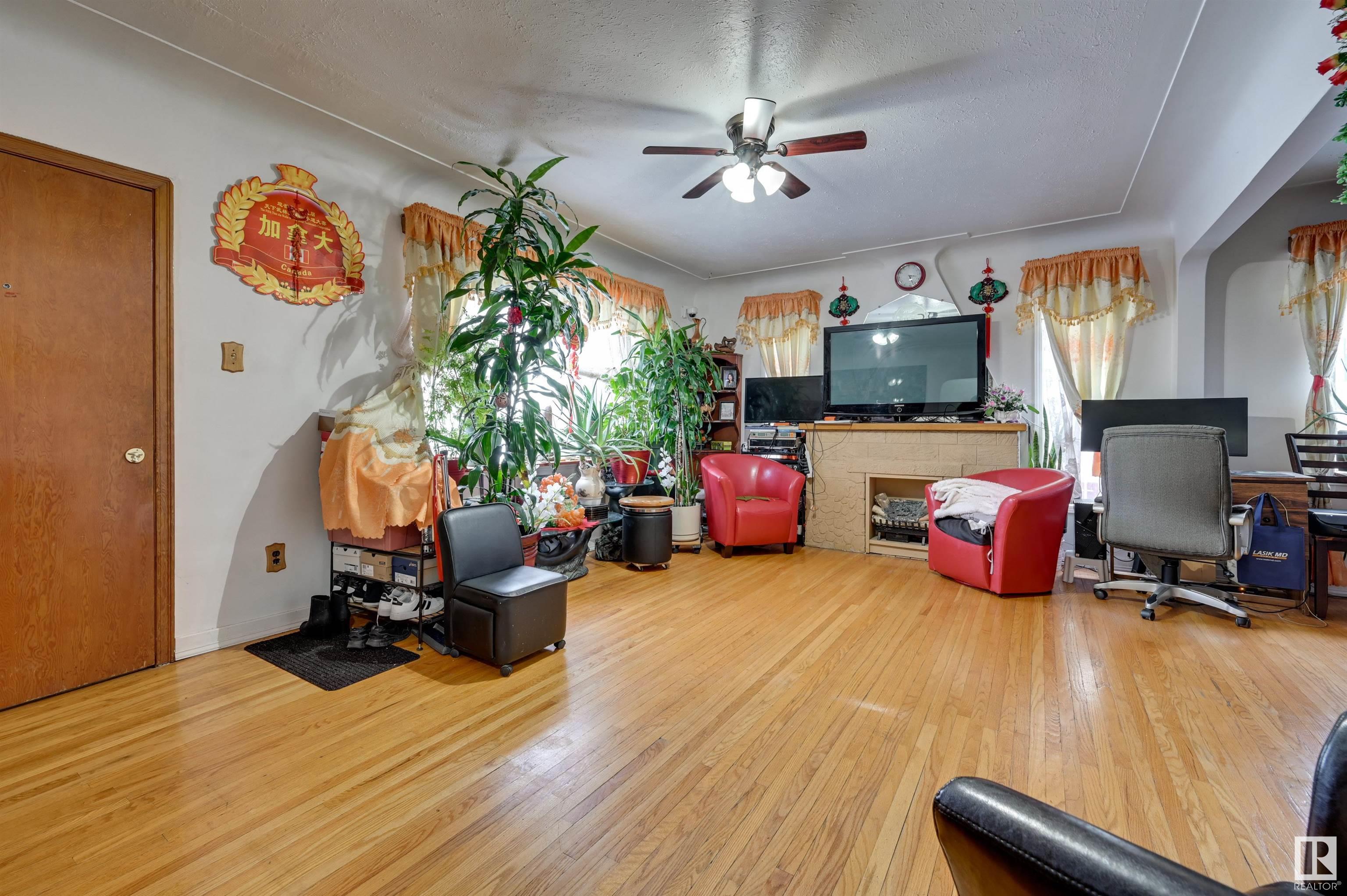      11324 124 ST NW , Edmonton,  ,T5M 0K1 ;  Listing Number: MLS E4417308