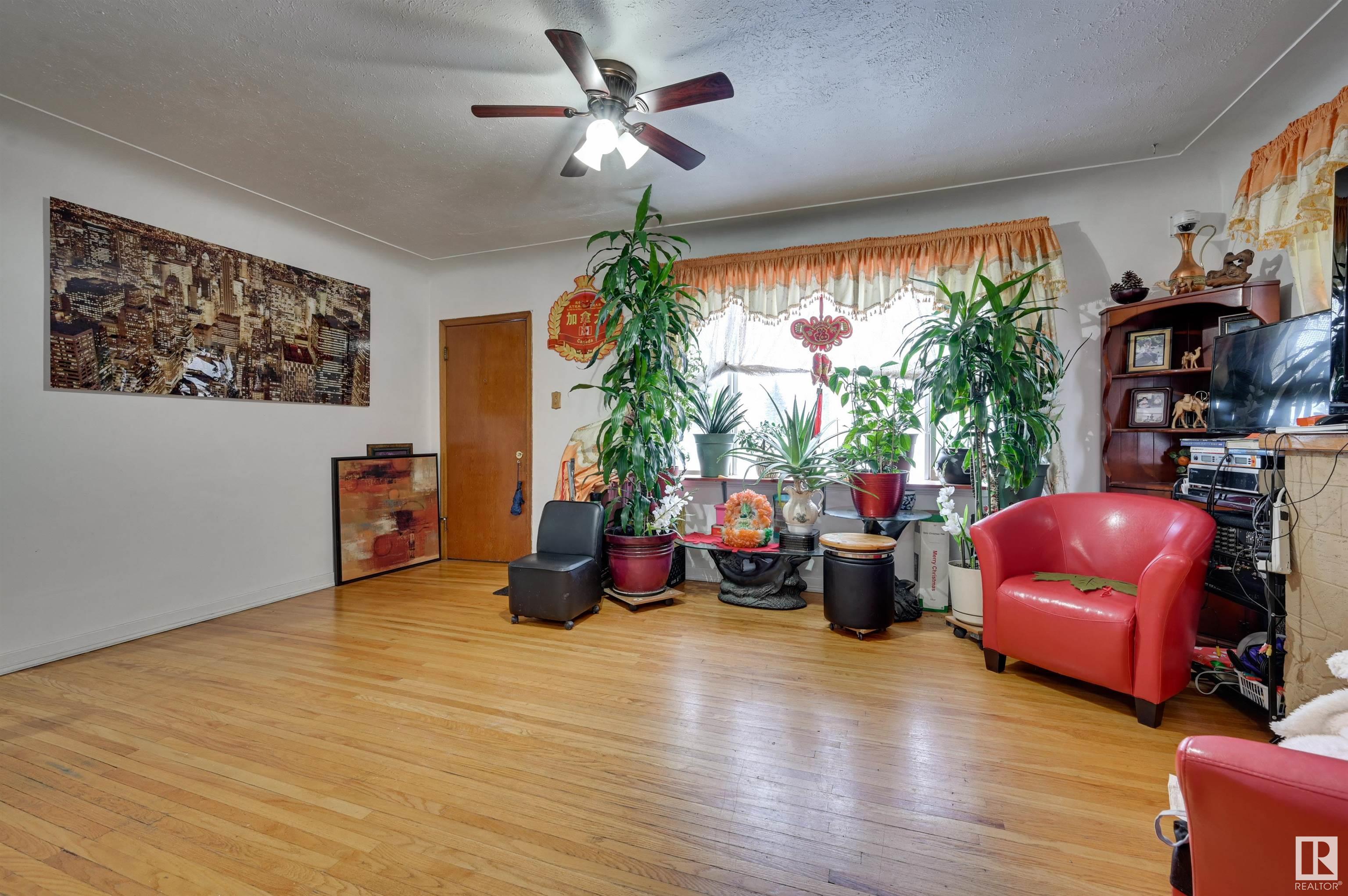      11324 124 ST NW , Edmonton,  ,T5M 0K1 ;  Listing Number: MLS E4417308