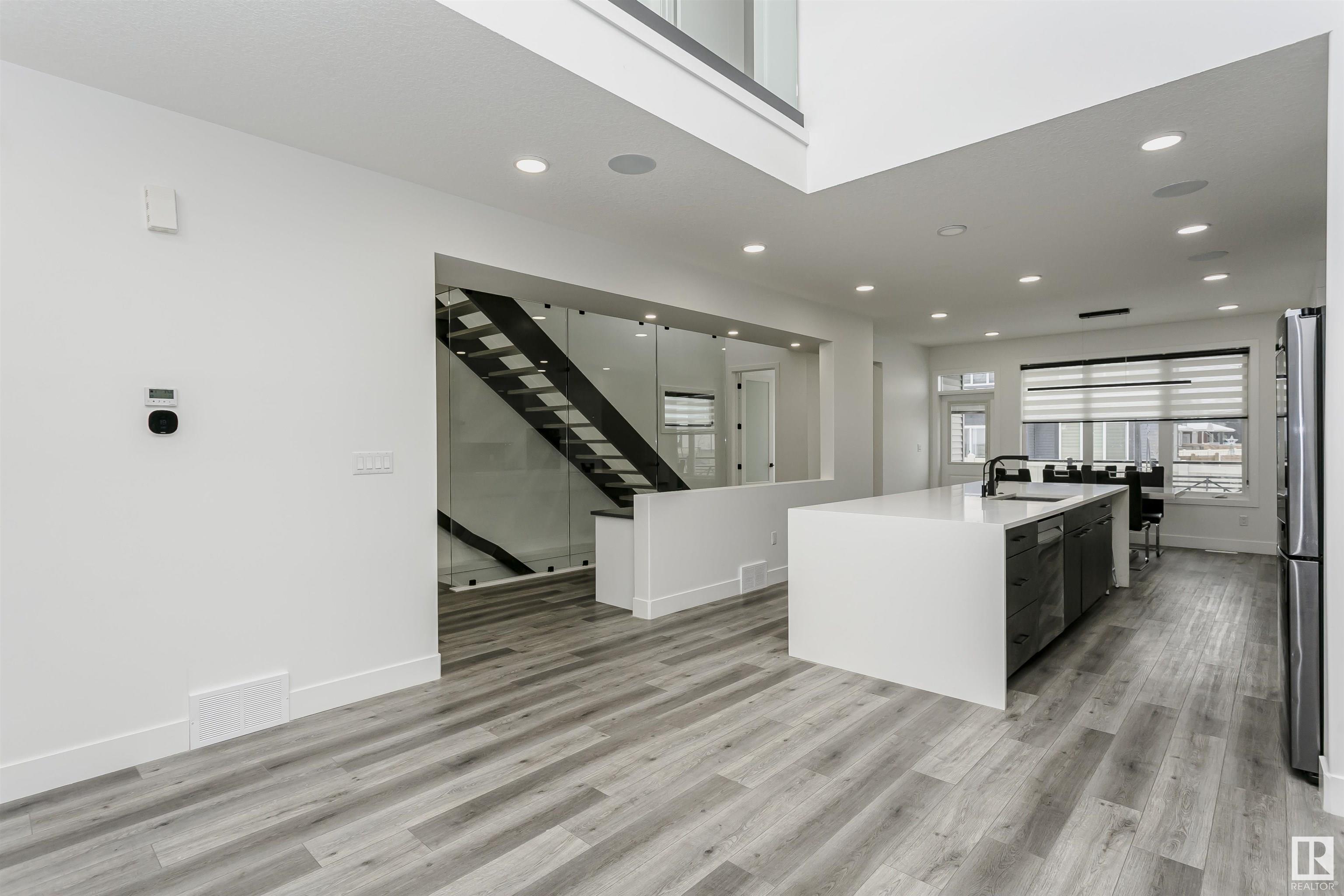      1 EVERMORE CR , St. Albert,  ,T8N 4J6 ;  Listing Number: MLS E4417326