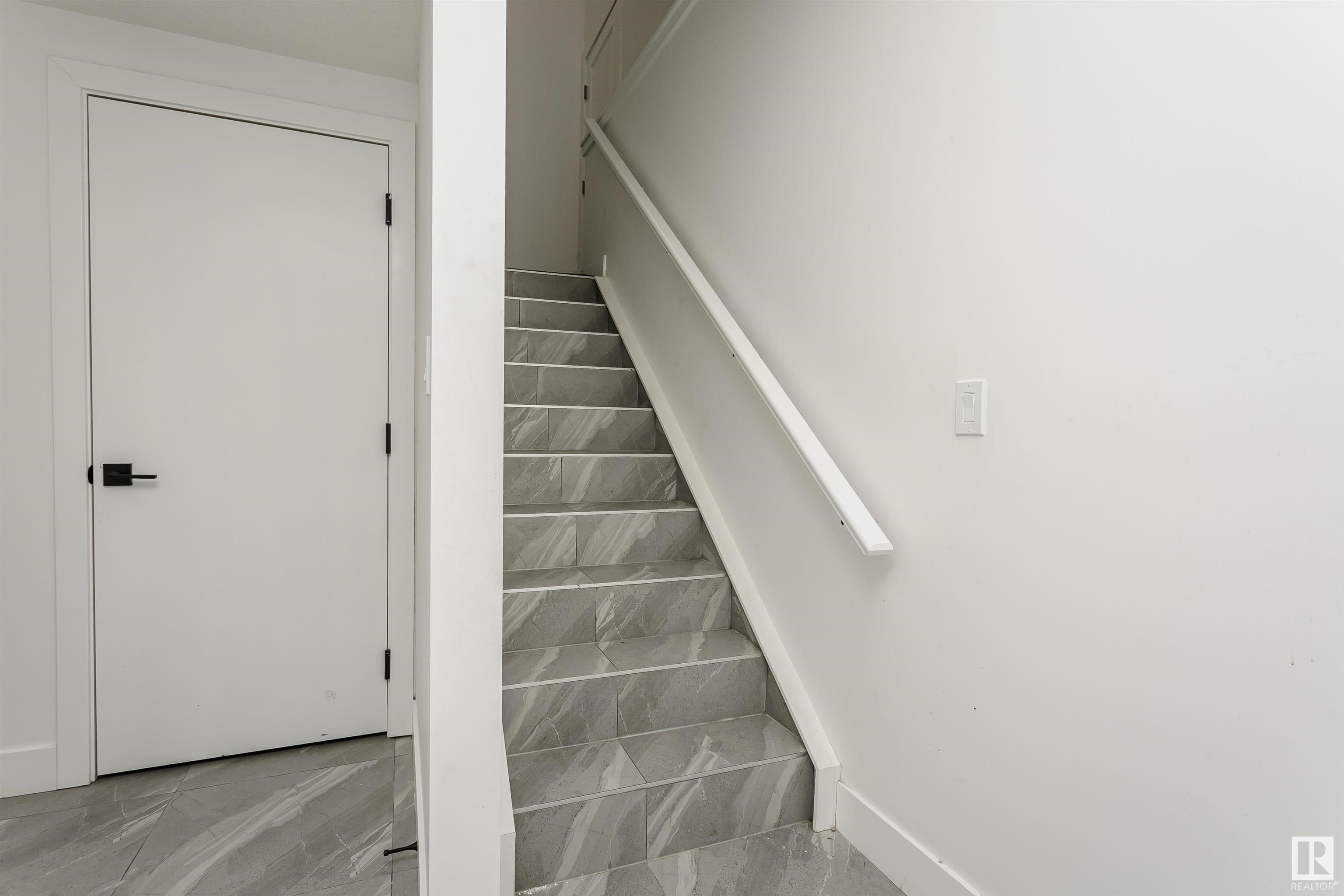      1 EVERMORE CR , St. Albert,  ,T8N 4J6 ;  Listing Number: MLS E4417326