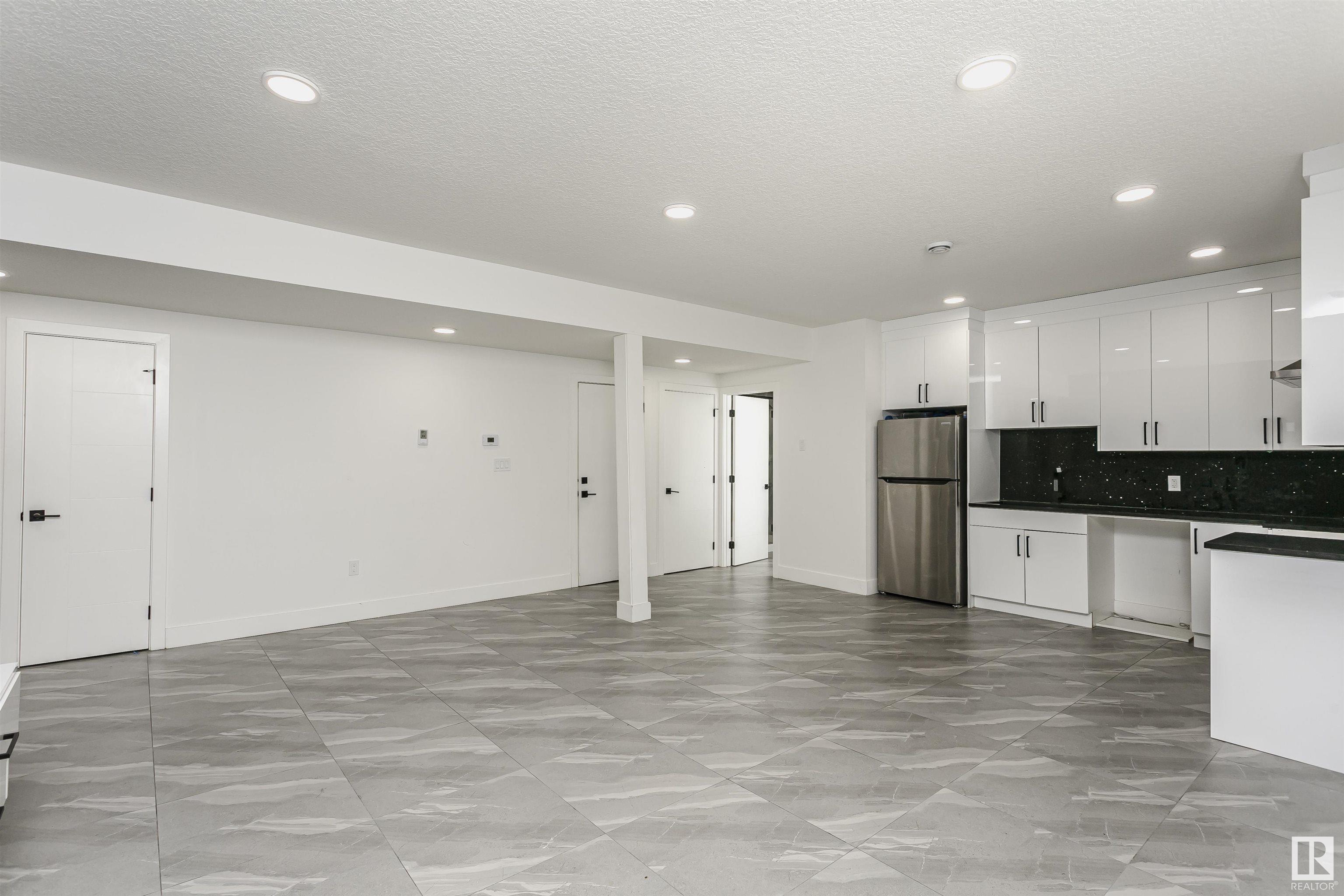      1 EVERMORE CR , St. Albert,  ,T8N 4J6 ;  Listing Number: MLS E4417326