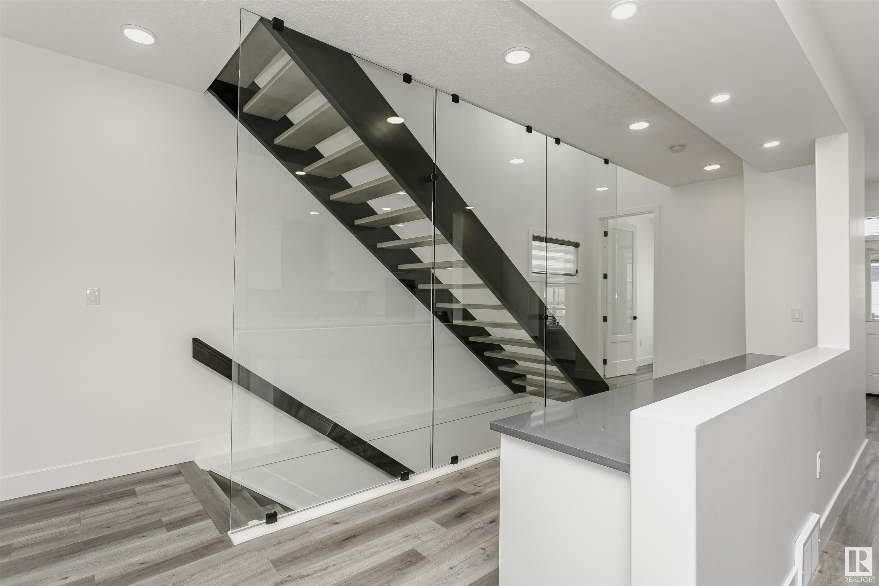      1 EVERMORE CR , St. Albert,  ,T8N 4J6 ;  Listing Number: MLS E4417326