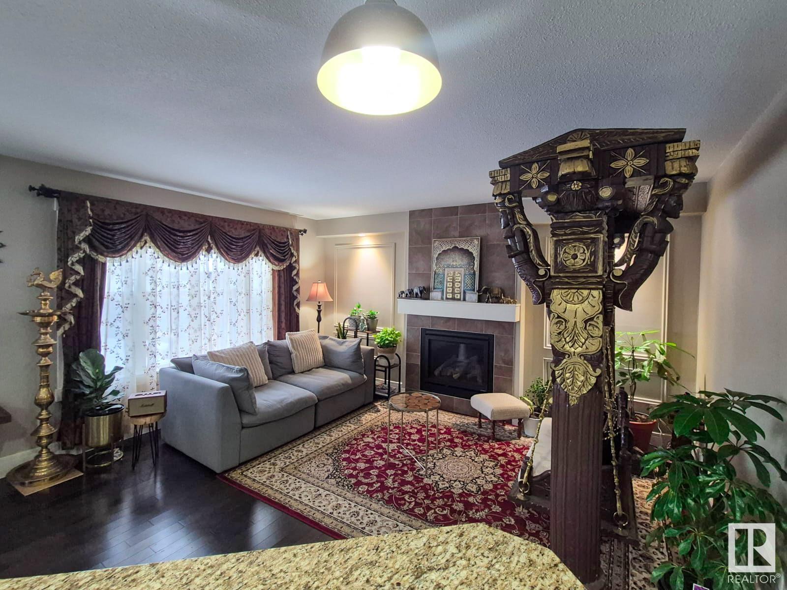      1873 32A ST NW , Edmonton,  ,T6L 0L6 ;  Listing Number: MLS E4417331