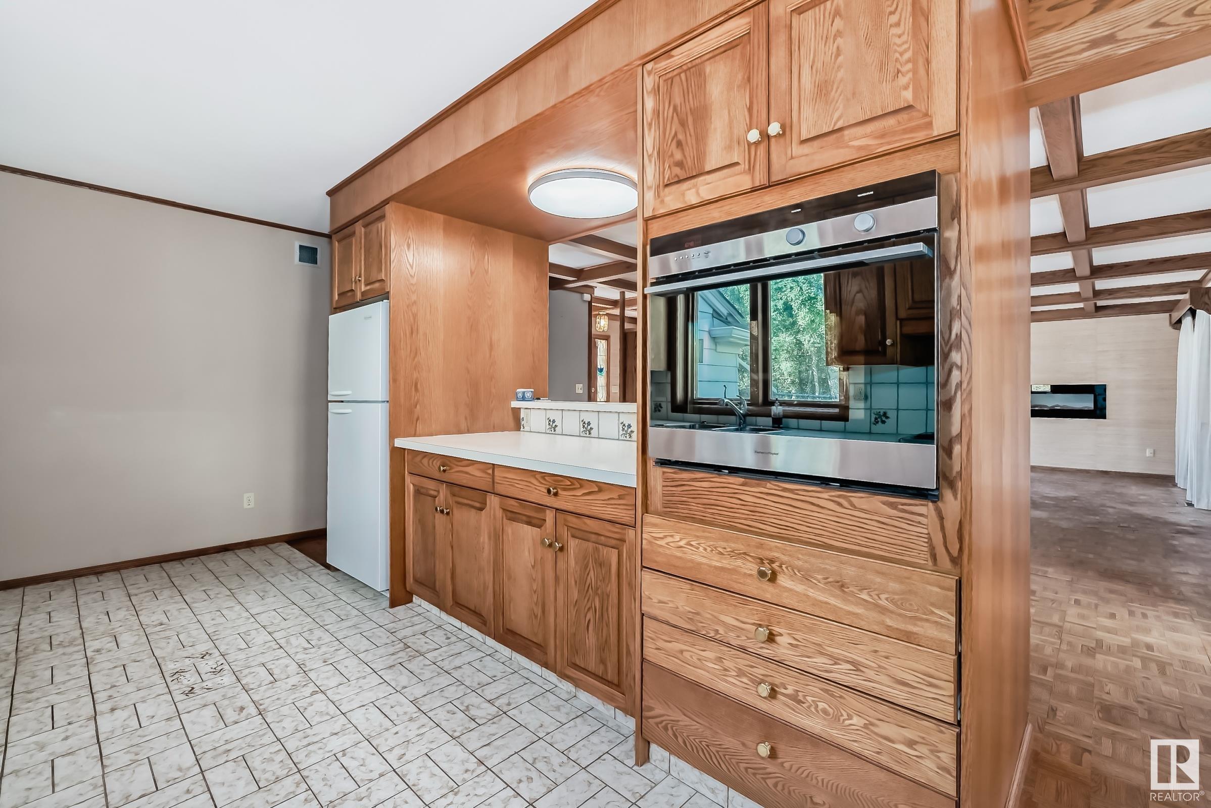 Photo 12 at 8 Morel Crescent, Millgrove, Spruce Grove