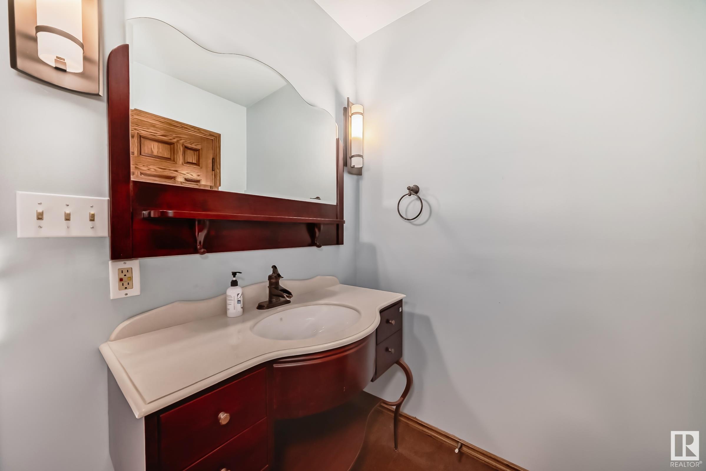 Photo 16 at 8 Morel Crescent, Millgrove, Spruce Grove