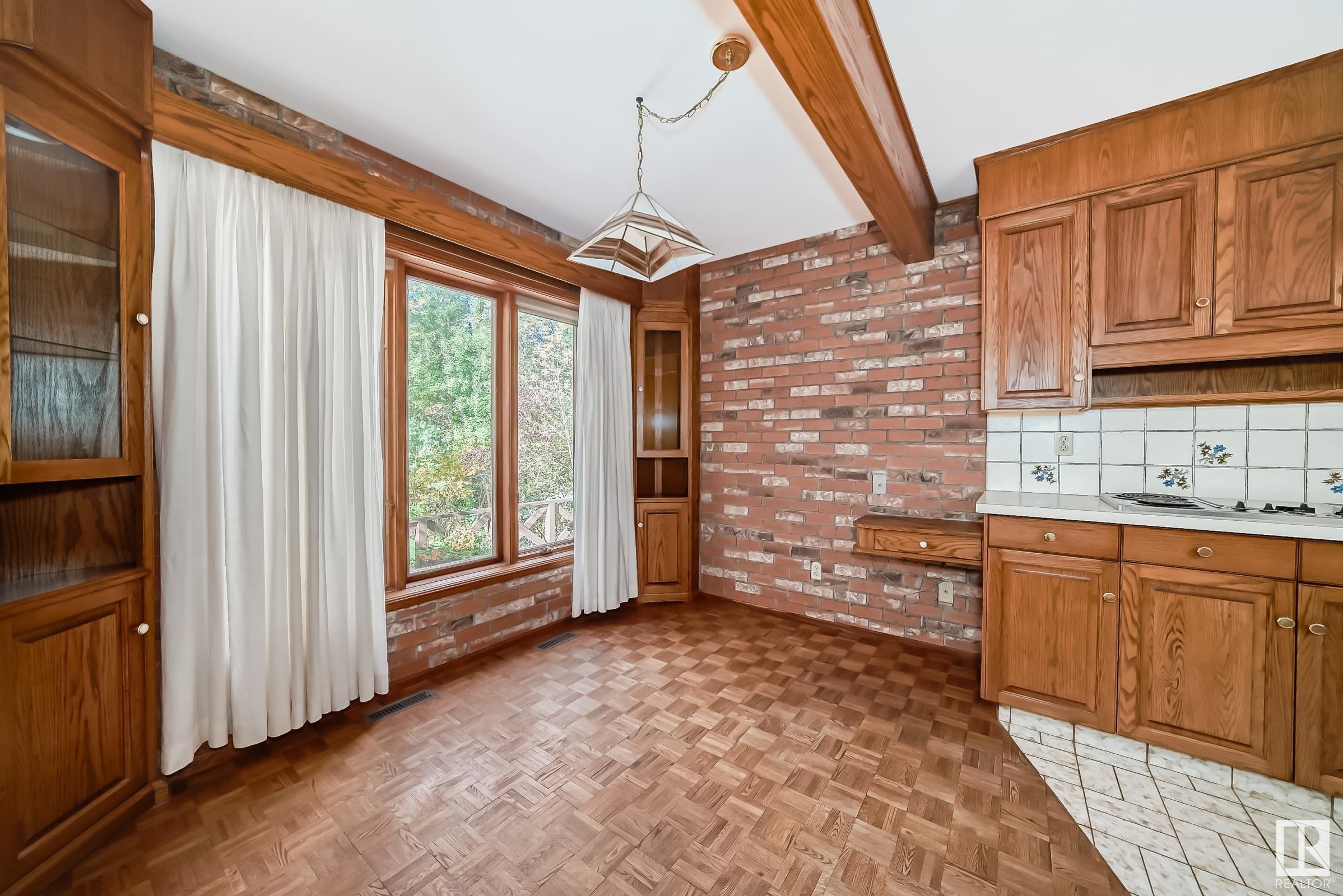 Photo 8 at 8 Morel Crescent, Millgrove, Spruce Grove
