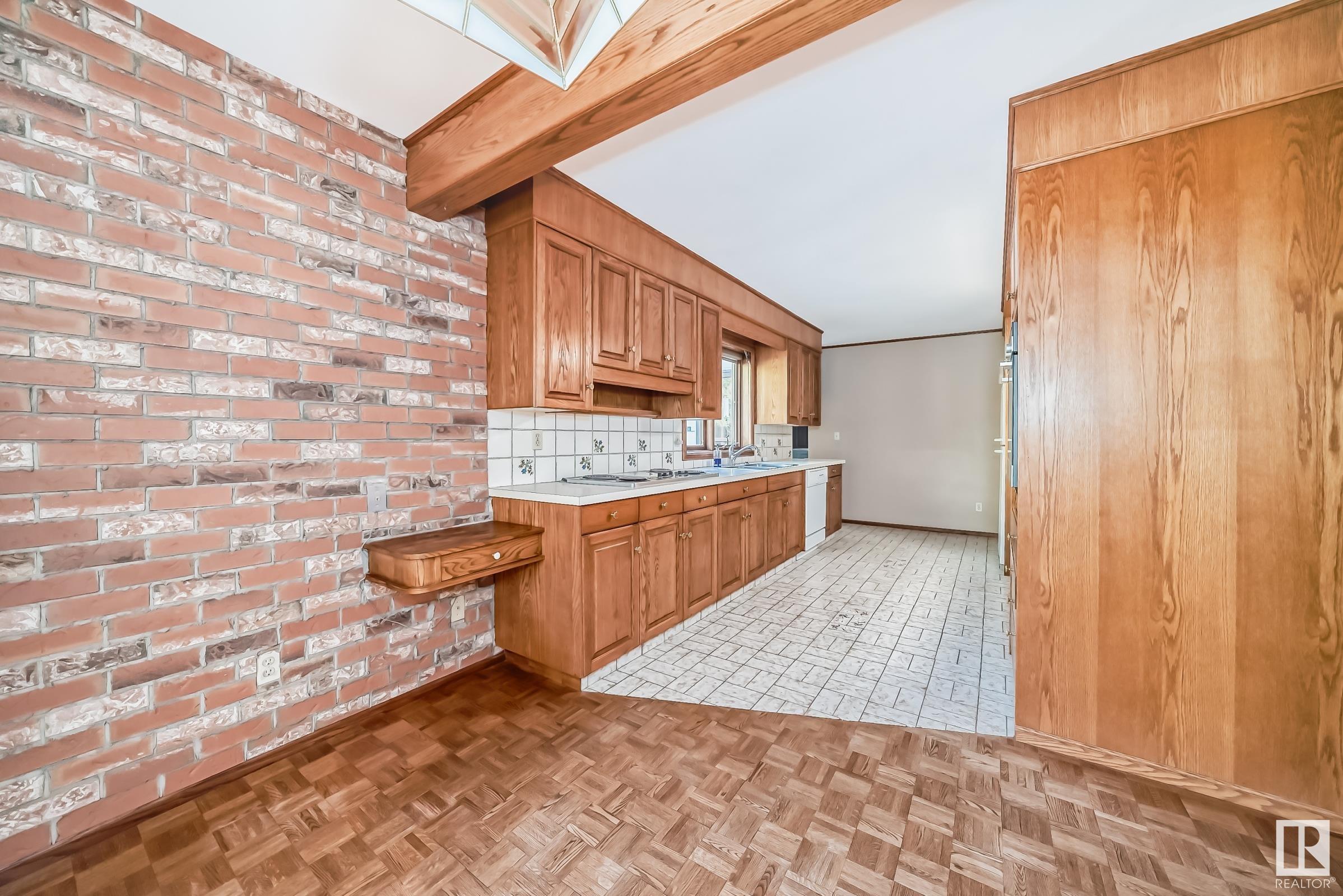 Photo 9 at 8 Morel Crescent, Millgrove, Spruce Grove