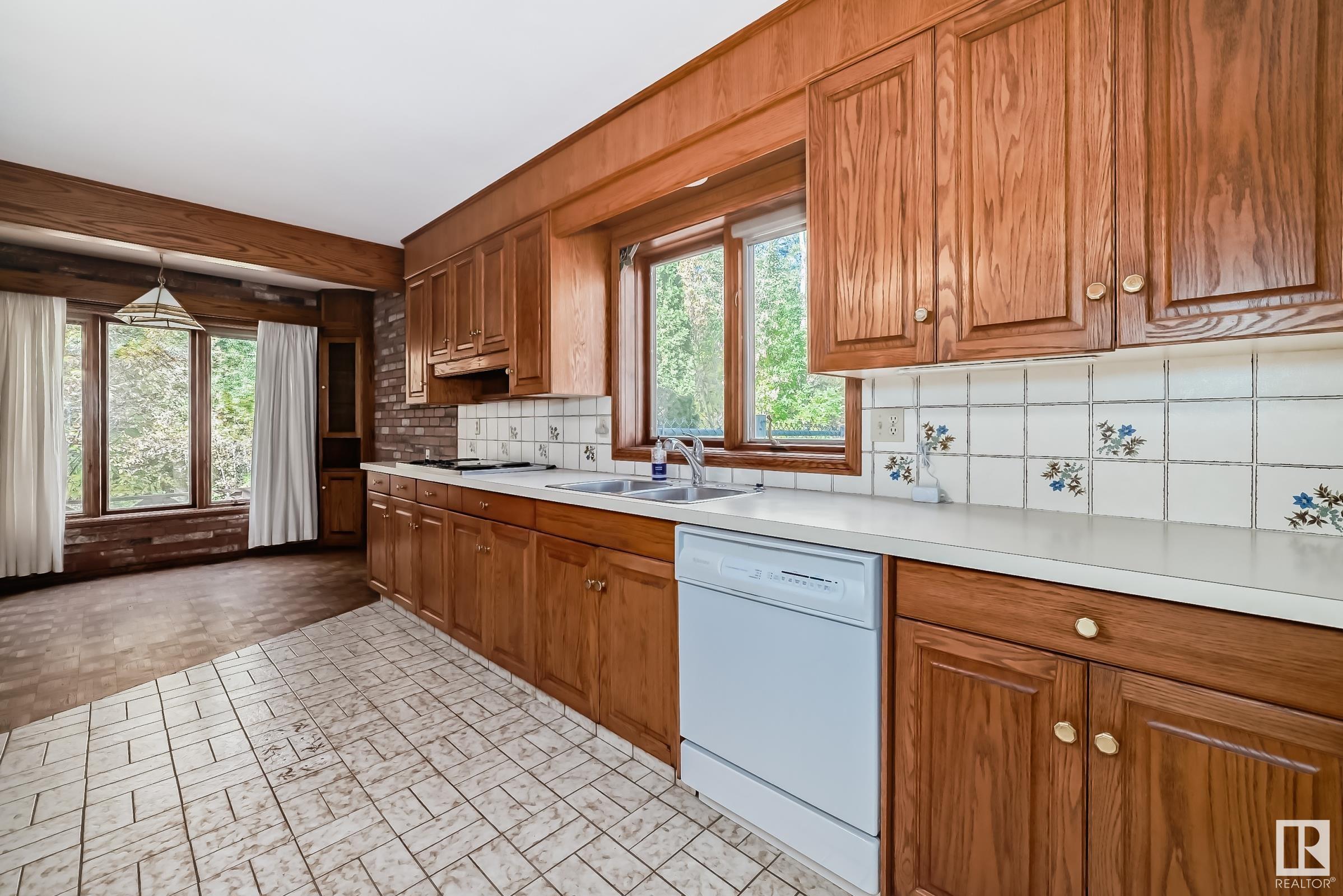 Photo 10 at 8 Morel Crescent, Millgrove, Spruce Grove