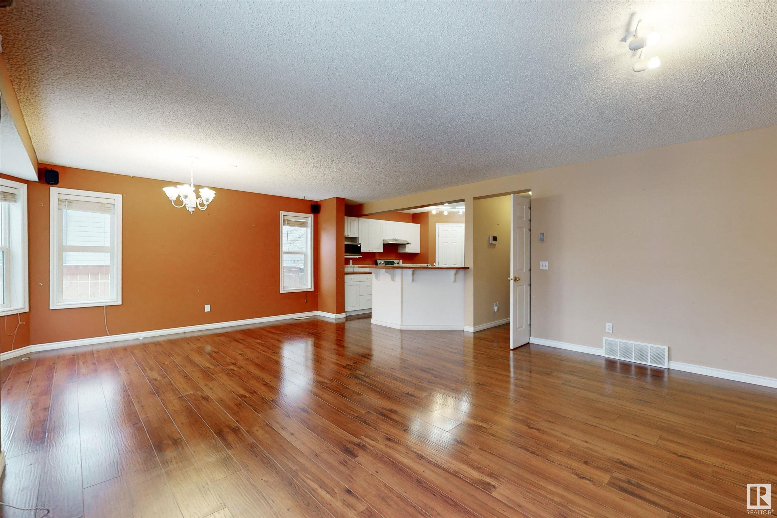      3553 23 ST NW , Edmonton,  ,T6T 1W2 ;  Listing Number: MLS E4417340