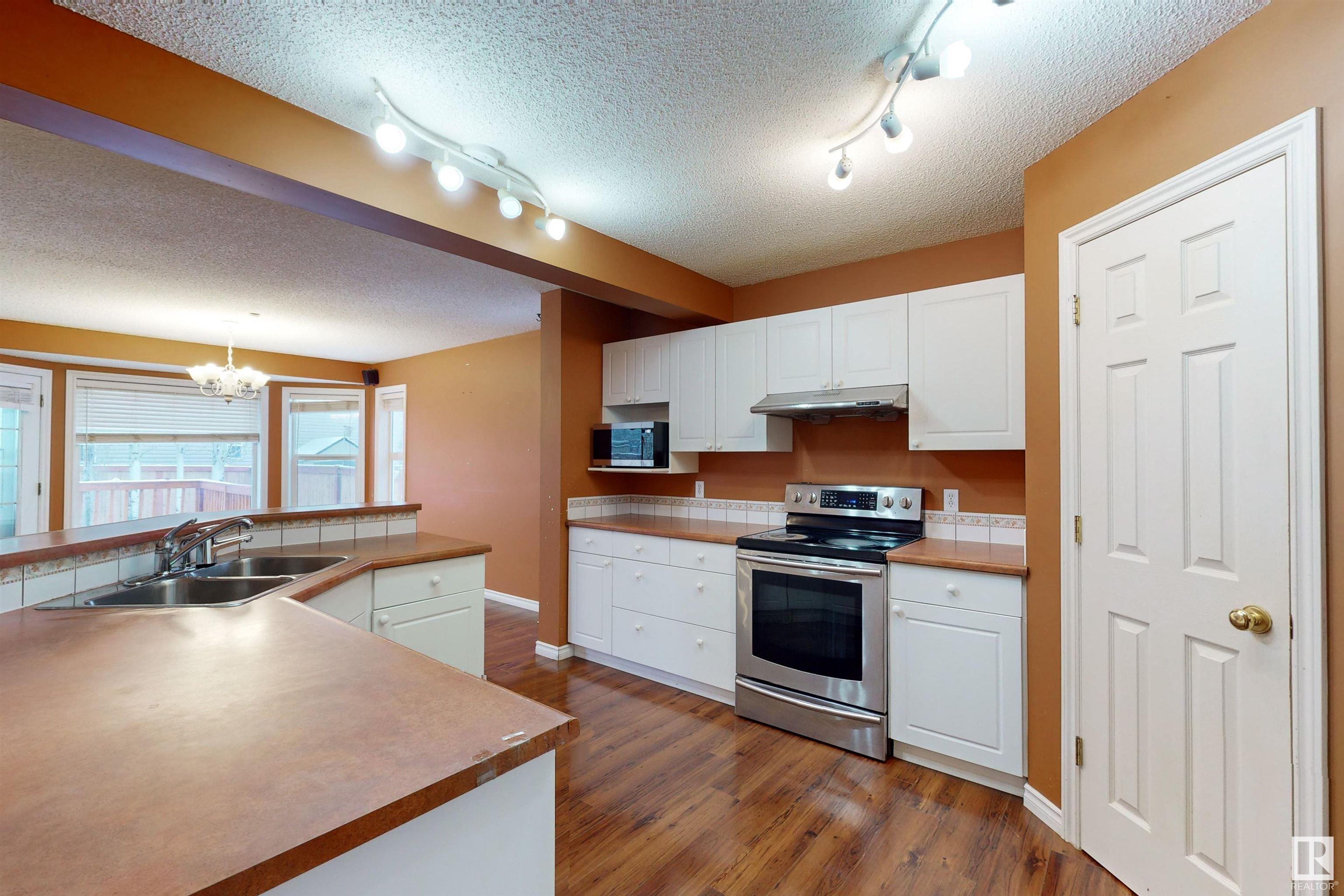      3553 23 ST NW , Edmonton,  ,T6T 1W2 ;  Listing Number: MLS E4417340