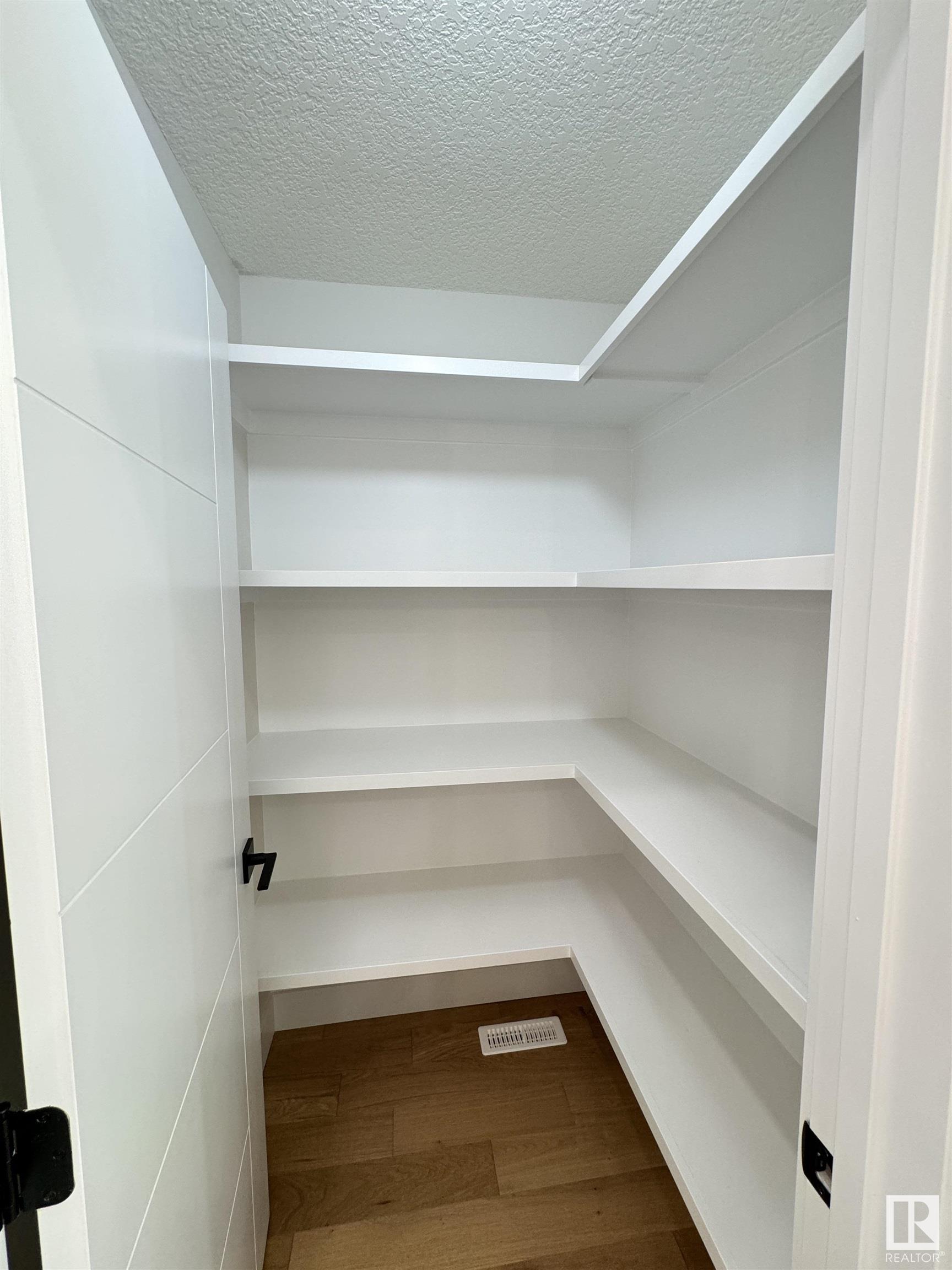      11217 75 AV NW , Edmonton,  ,T6G 0H4 ;  Listing Number: MLS E4417370