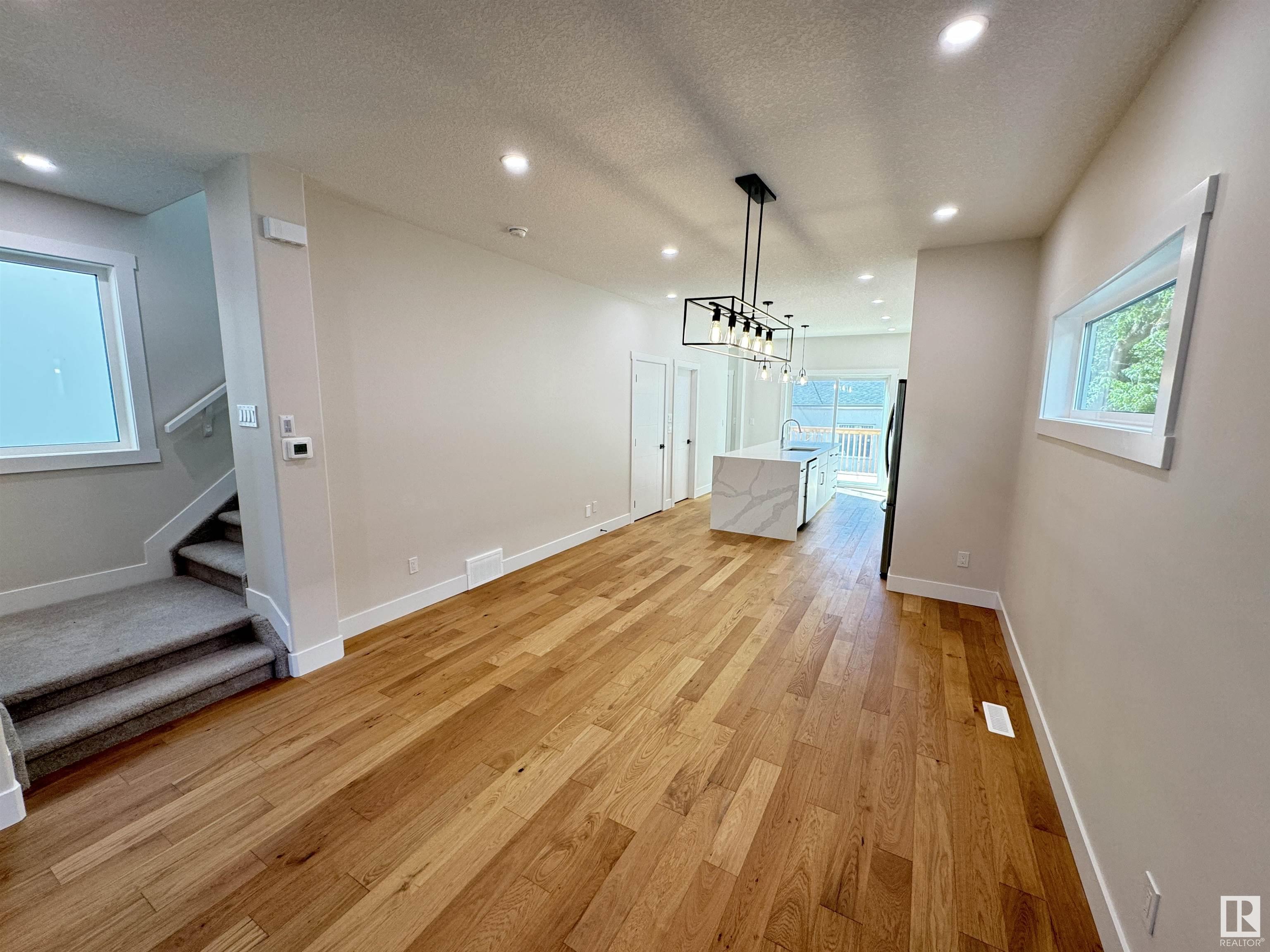     11217 75 AV NW , Edmonton,  ,T6G 0H4 ;  Listing Number: MLS E4417370