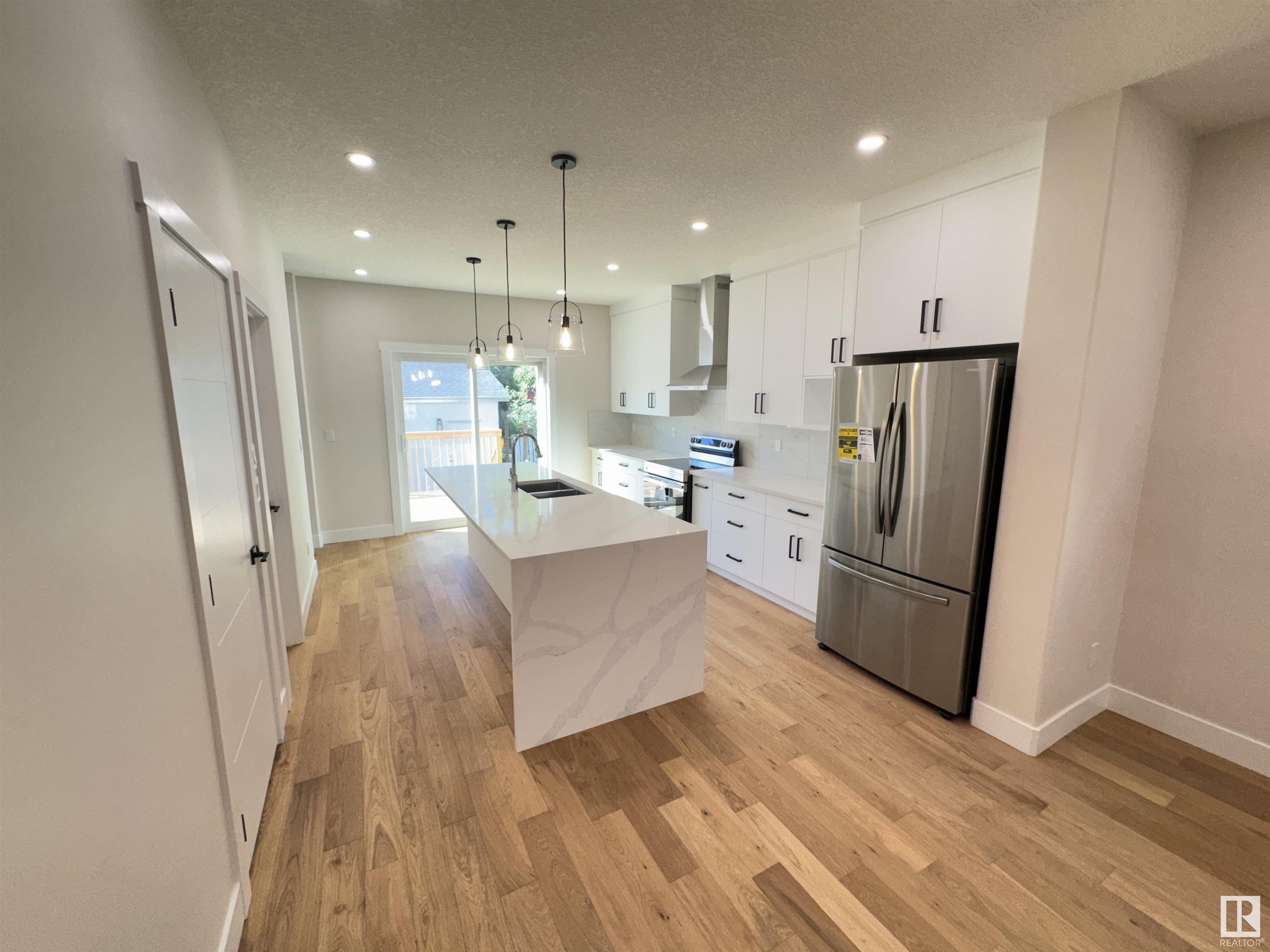      11217 75 AV NW , Edmonton,  ,T6G 0H4 ;  Listing Number: MLS E4417370