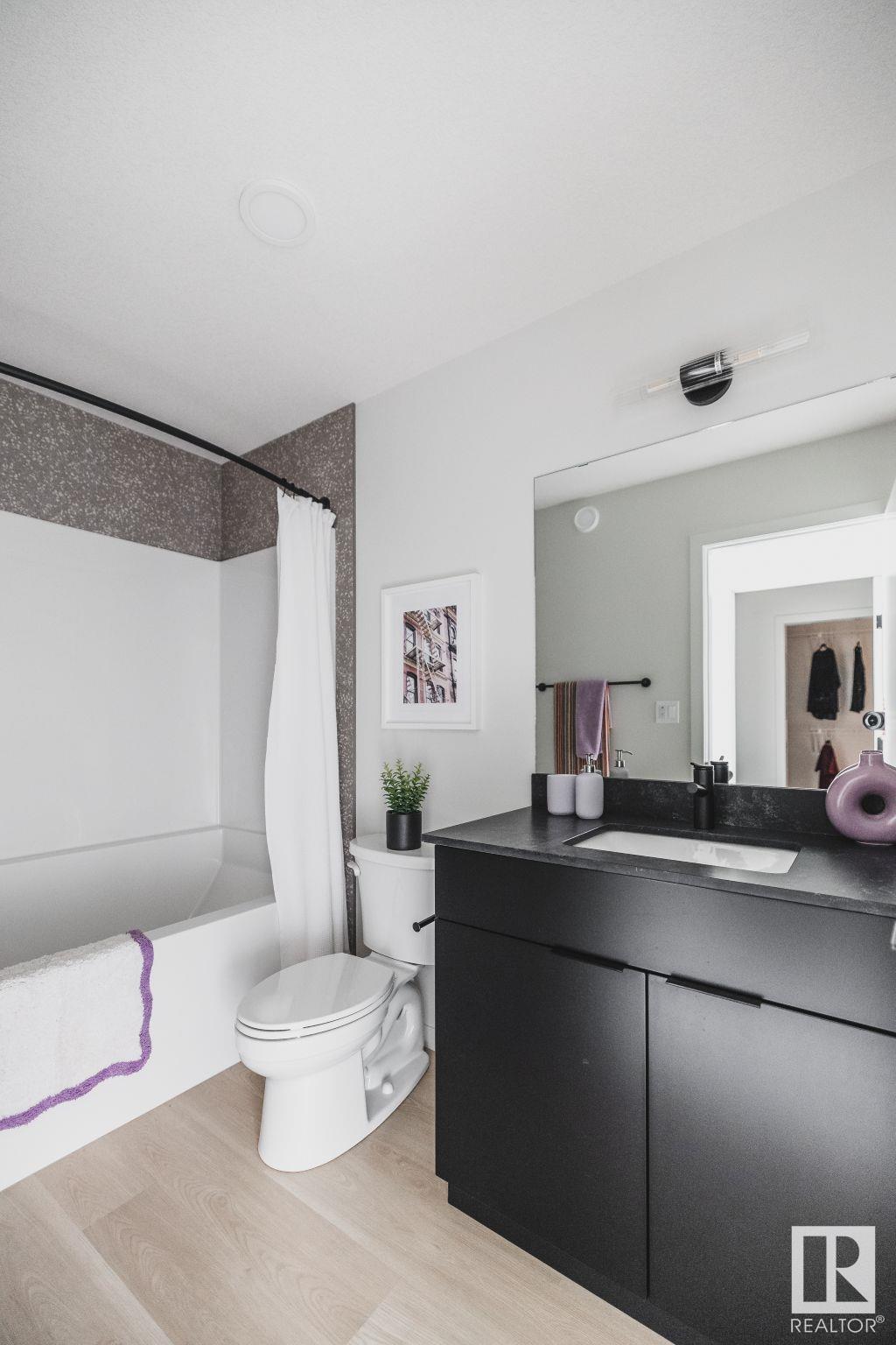 Photo 11 at 111 Garneau Gate, Greenbury, Spruce Grove