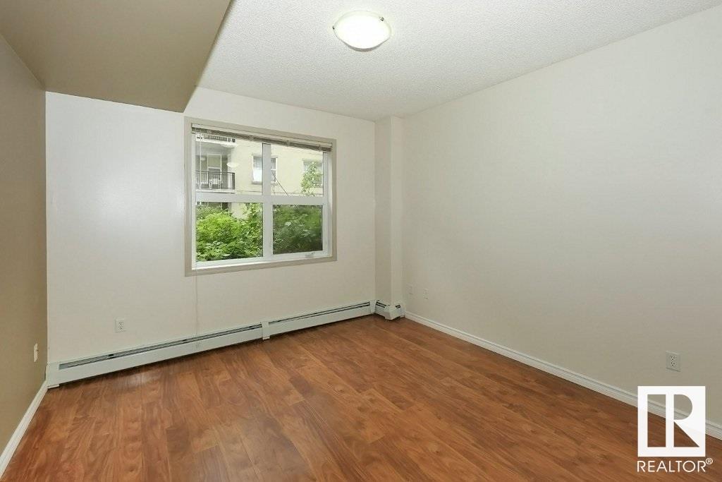      #2-116 4245 139 AV NW , Edmonton,  ,T5Y 3E8 ;  Listing Number: MLS E4417379