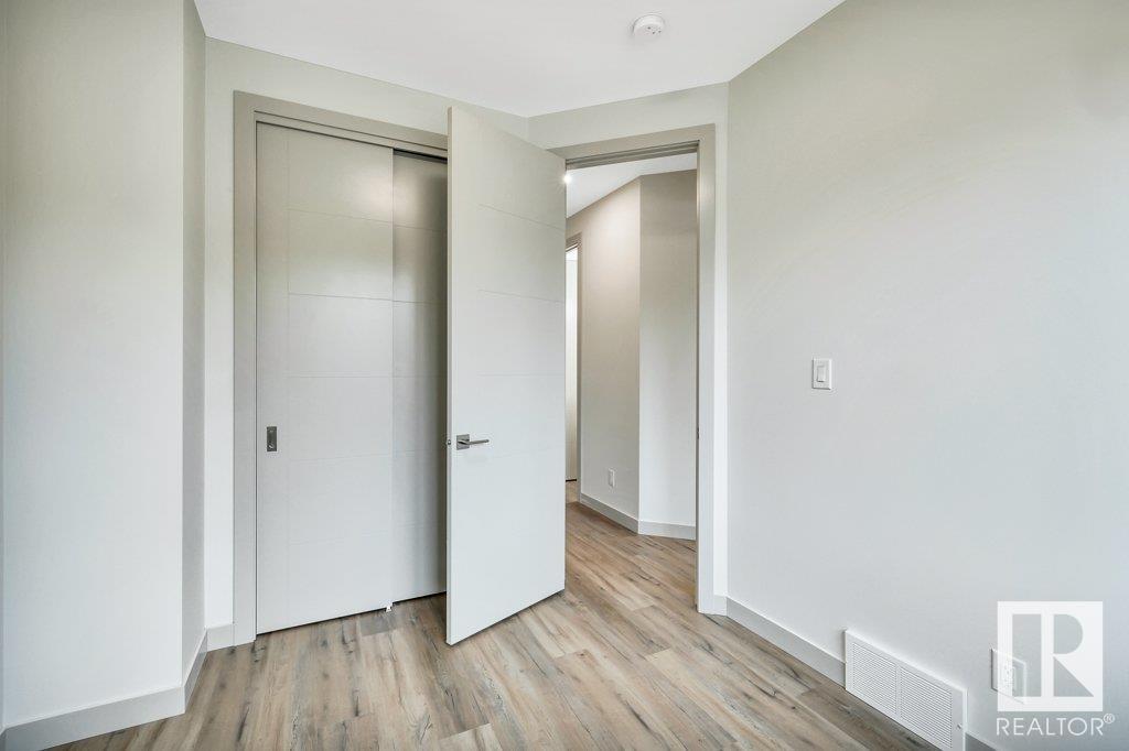      11442 70 ST NW , Edmonton,  ,T5B 1T4 ;  Listing Number: MLS E4417399