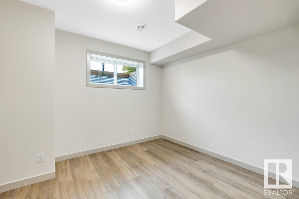      11442 70 ST NW , Edmonton,  ,T5B 1T4 ;  Listing Number: MLS E4417399