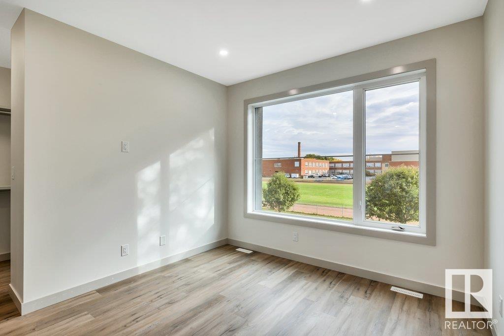      11442 70 ST NW , Edmonton,  ,T5B 1T4 ;  Listing Number: MLS E4417399