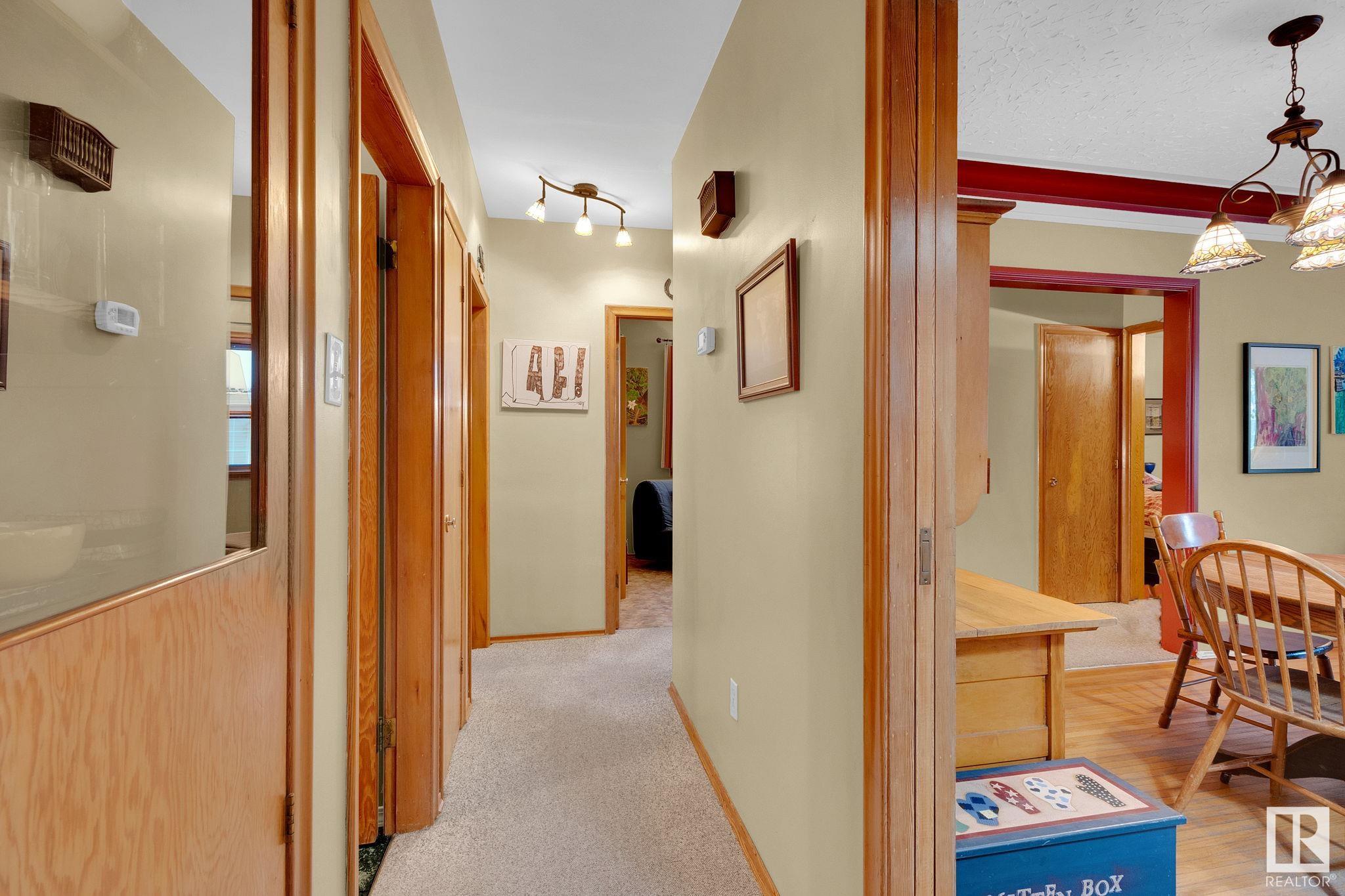      11105 69 ST NW , Edmonton,  ,T5B 1R3 ;  Listing Number: MLS E4417400