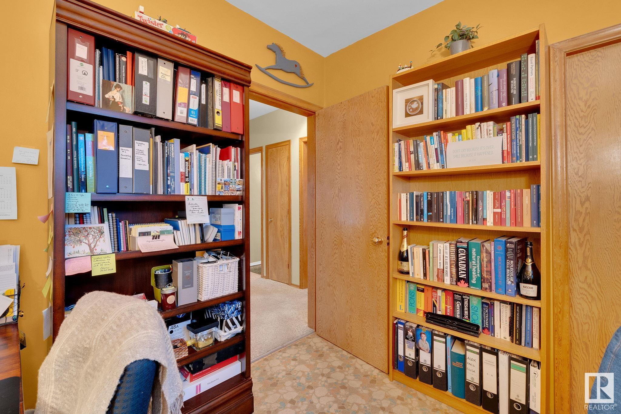      11105 69 ST NW , Edmonton,  ,T5B 1R3 ;  Listing Number: MLS E4417400