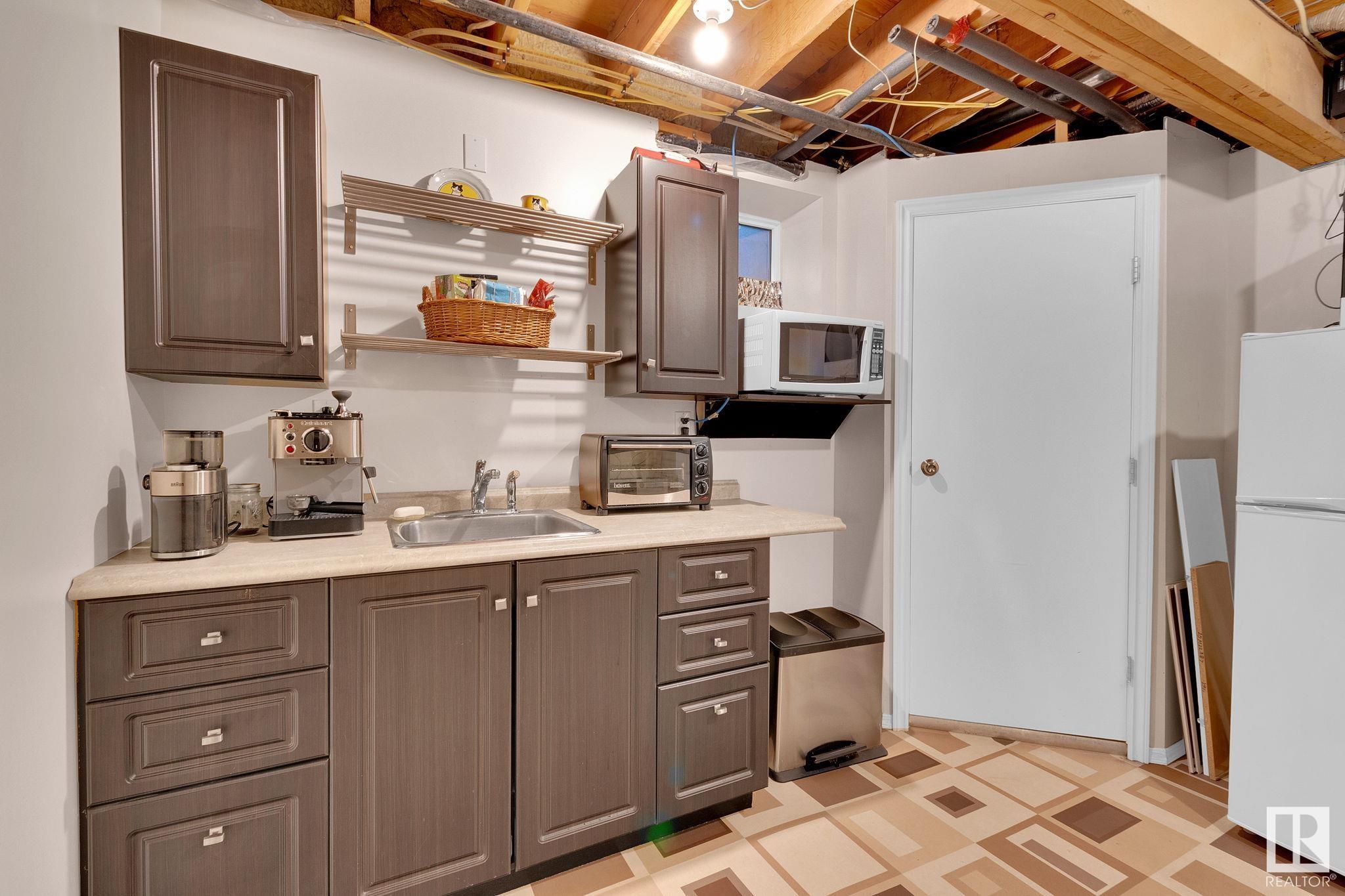      11105 69 ST NW , Edmonton,  ,T5B 1R3 ;  Listing Number: MLS E4417400