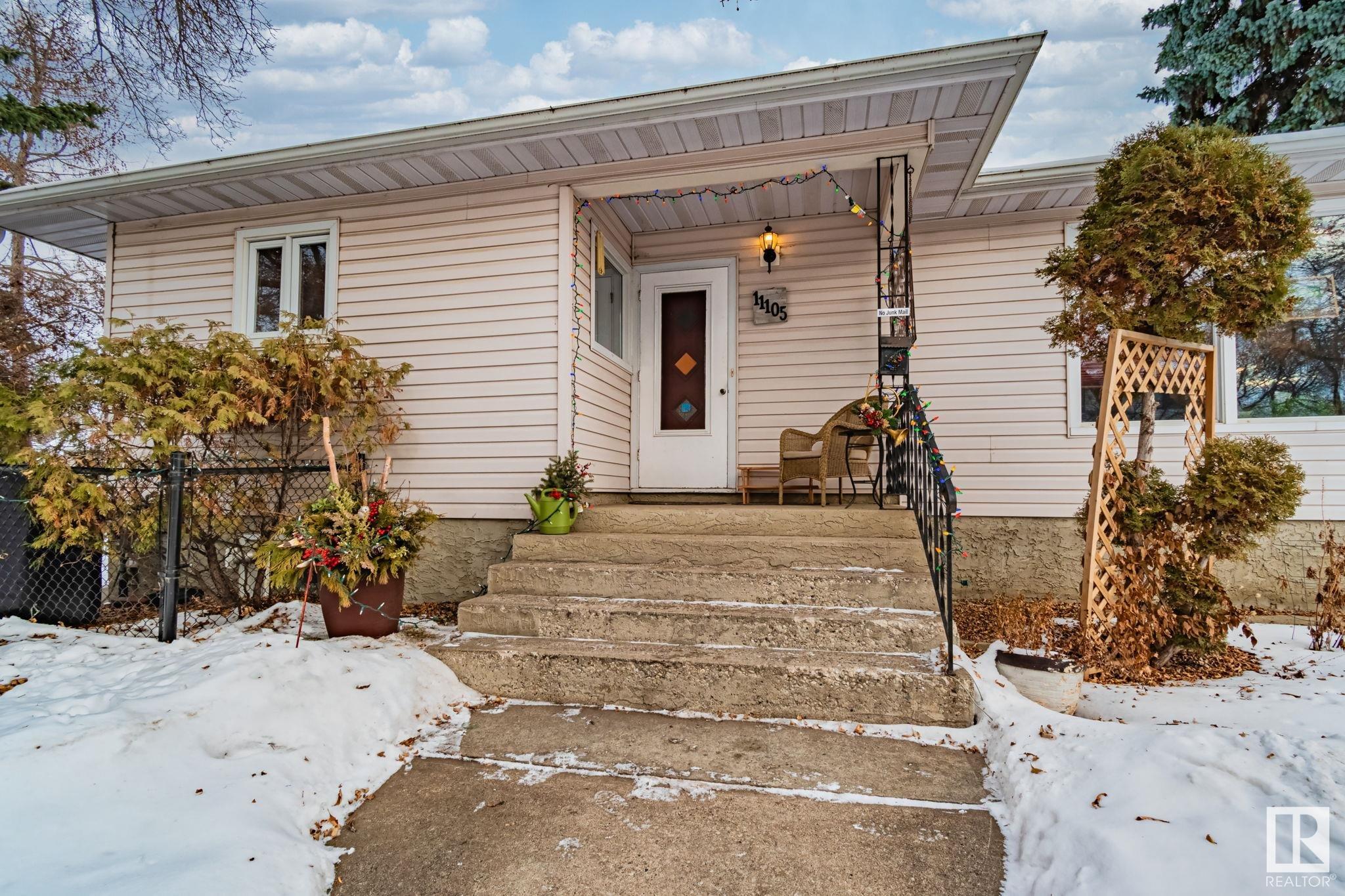      11105 69 ST NW , Edmonton,  ,T5B 1R3 ;  Listing Number: MLS E4417400