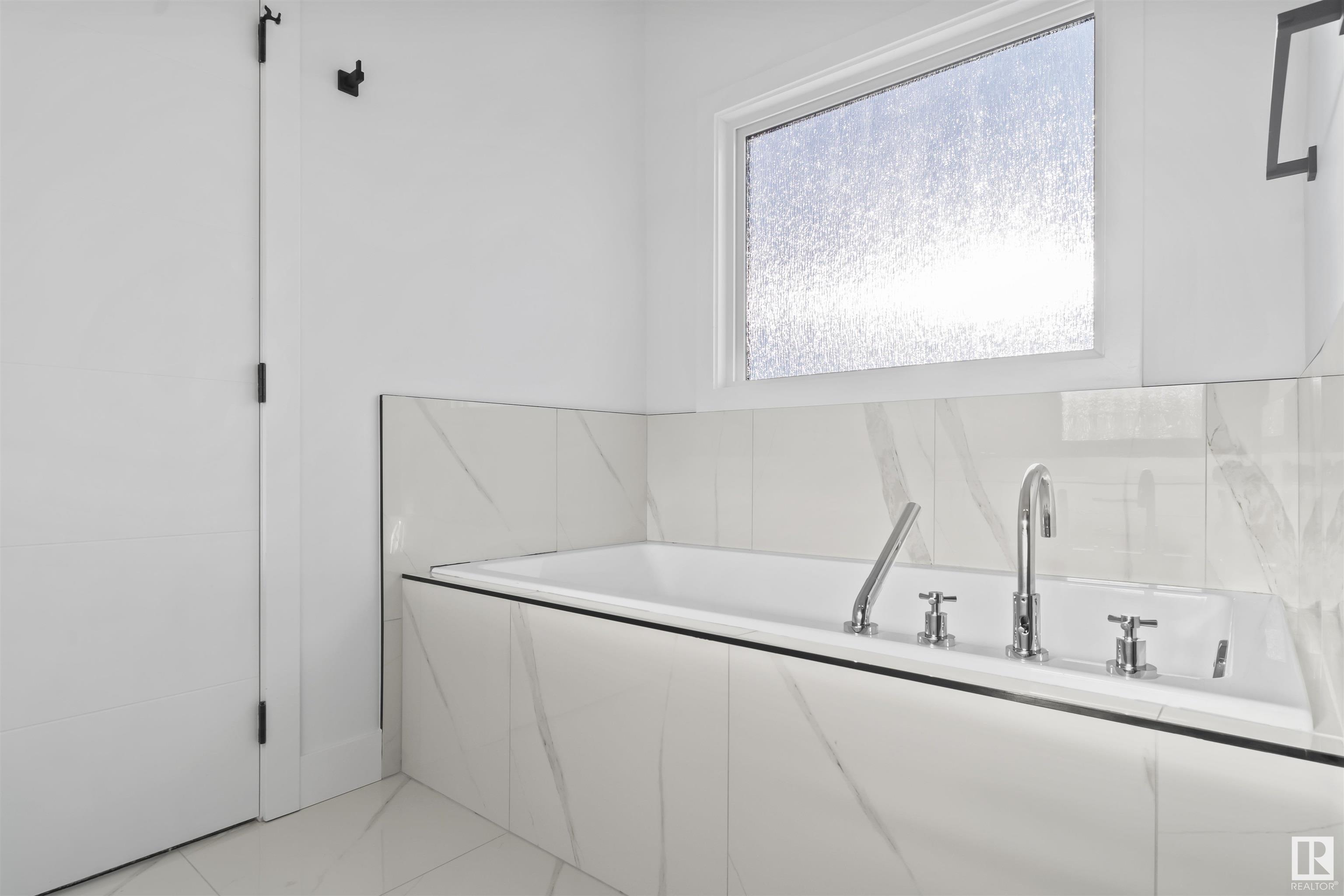      4743 ALWOOD BEND BN SW , Edmonton,  ,T6W 3A2 ;  Listing Number: MLS E4417403