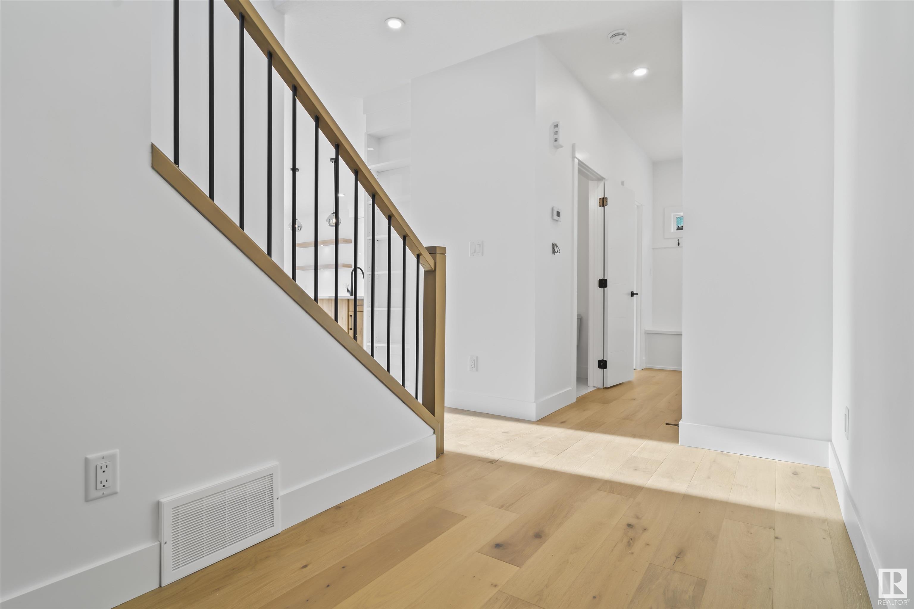      4743 ALWOOD BEND BN SW , Edmonton,  ,T6W 3A2 ;  Listing Number: MLS E4417403