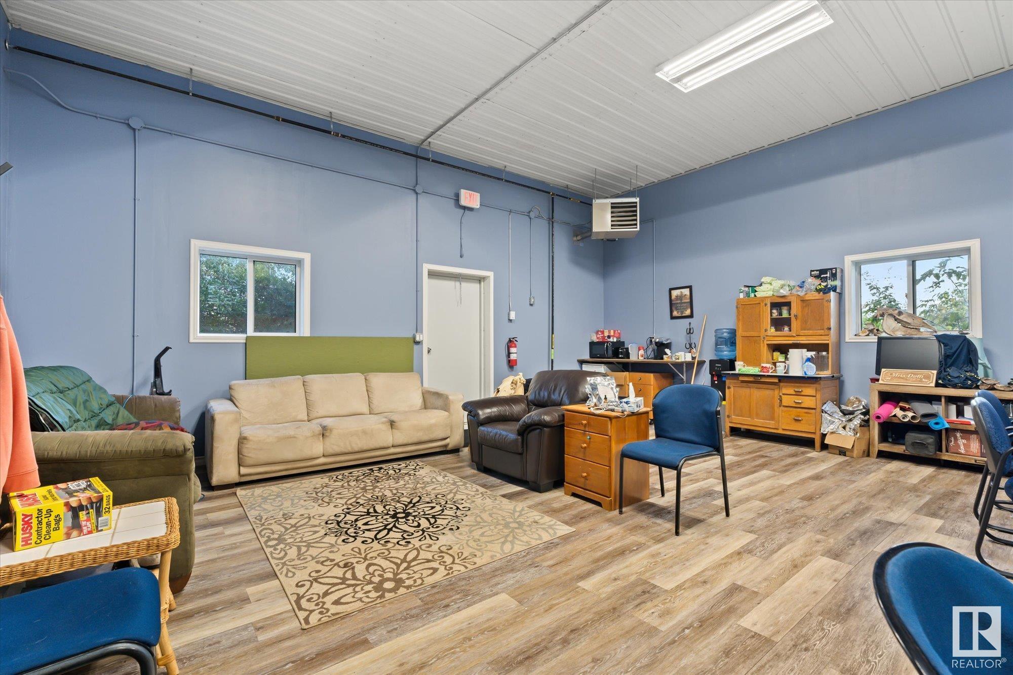      25021 17 ST NE , Edmonton,  ,T5Y 6J5 ;  Listing Number: MLS E4417419
